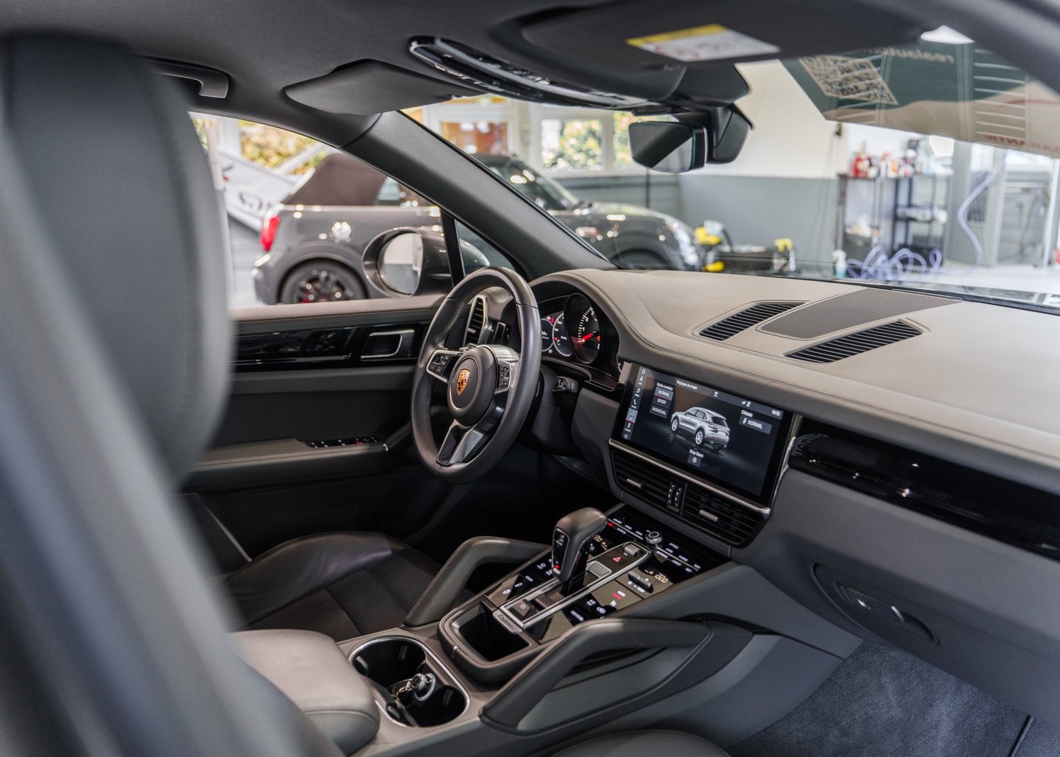 PORSCHE Cayenne (CH) 🇨🇭-image-5