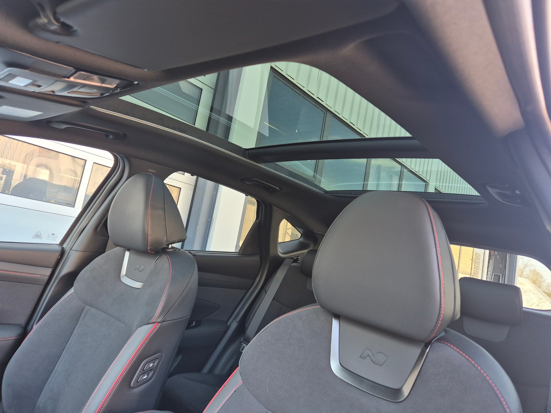 HYUNDAI Tucson 1.6 TGDI 48V N Line LUX pack 4WD DCT-image-10
