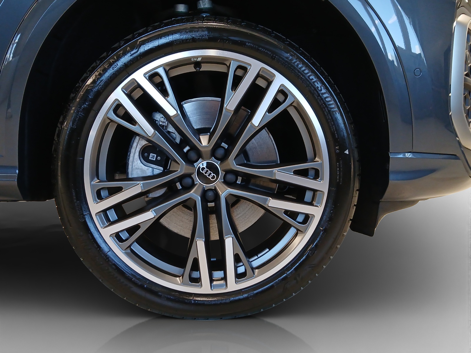 AUDI Q5 TDI quattro 150 kW S-tronic-image-14