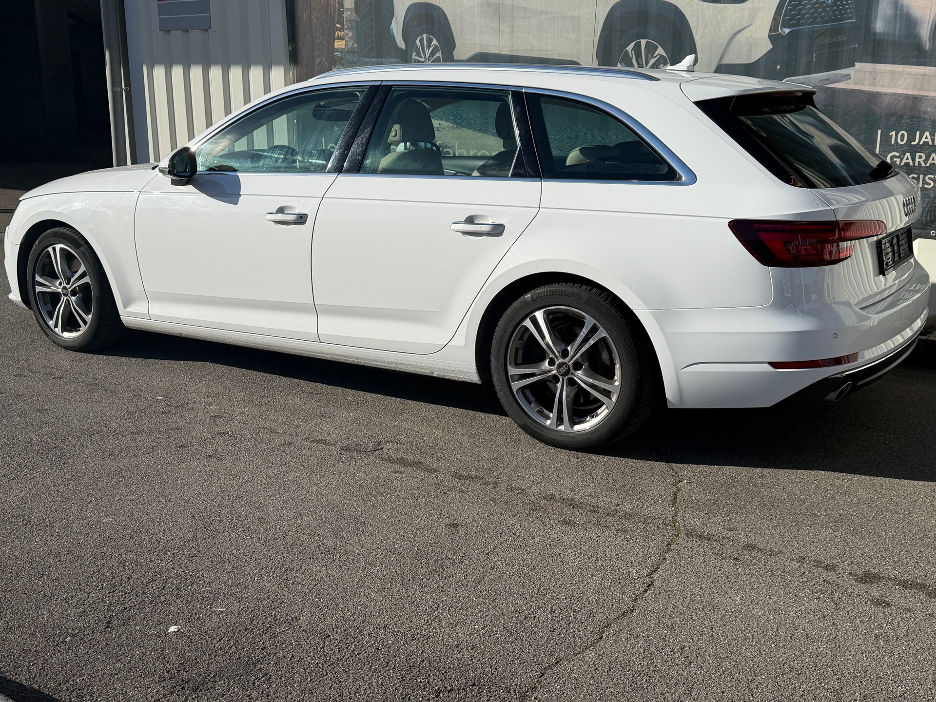 AUDI A4 Limousine 2.0 TDI S-tronic-image-4