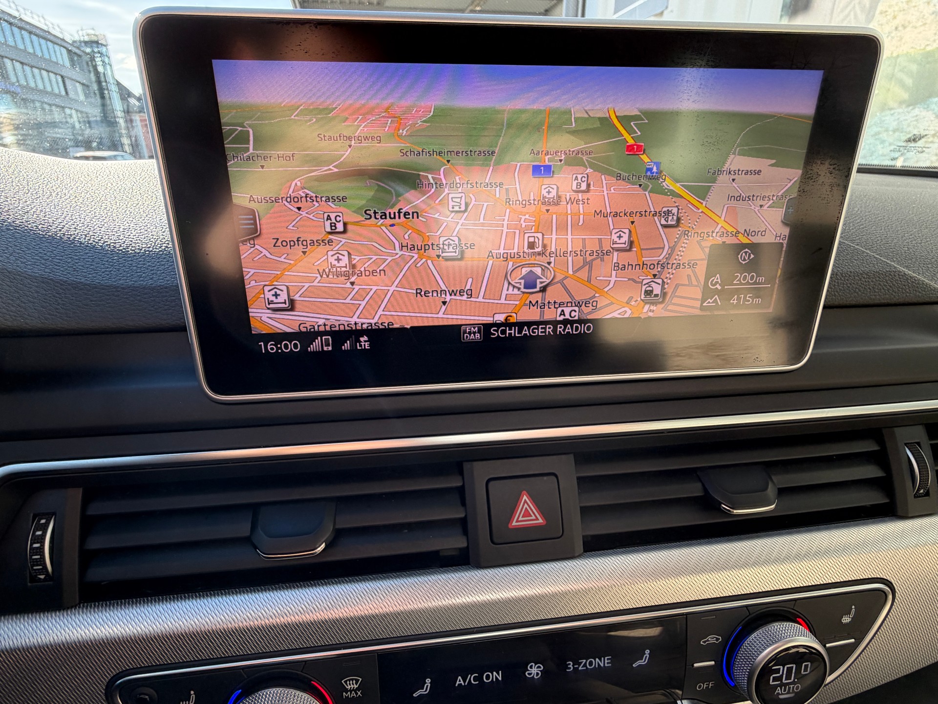 AUDI A4 Limousine 2.0 TDI S-tronic-image-17