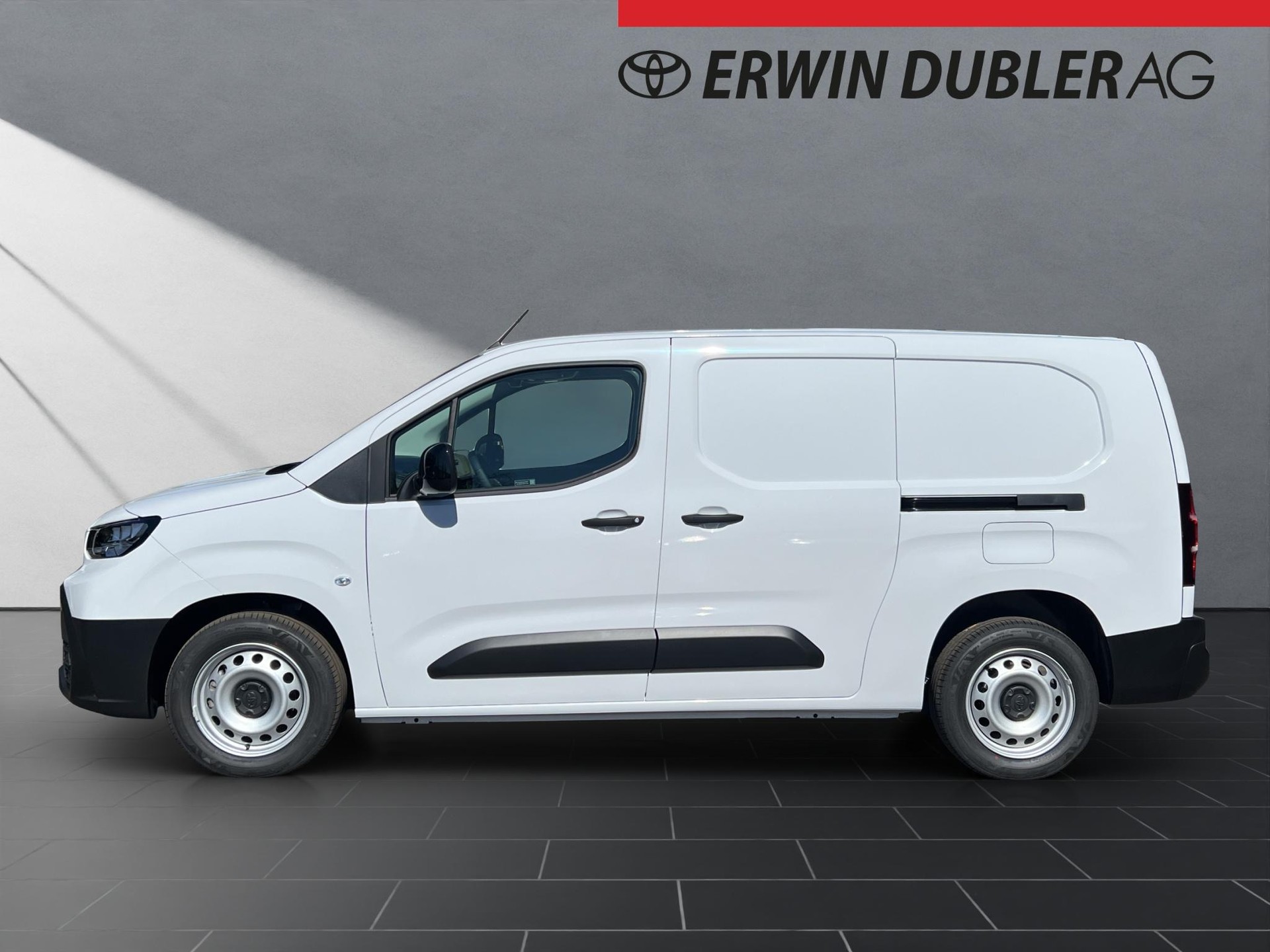 TOYOTA PROACE CITY Van L2 1.2 Active-showroom-element-1