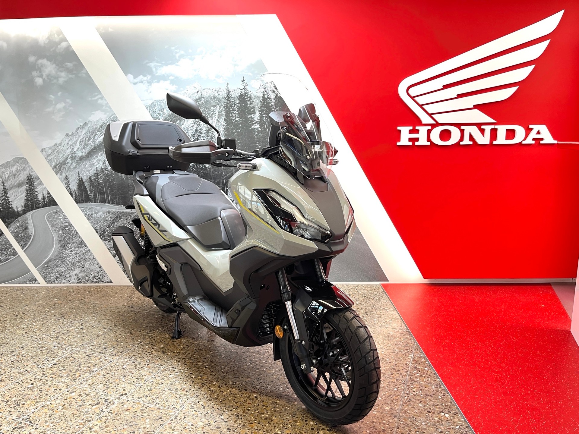HONDA ADV350 2026 inkl. Smart Top-Box-image-2