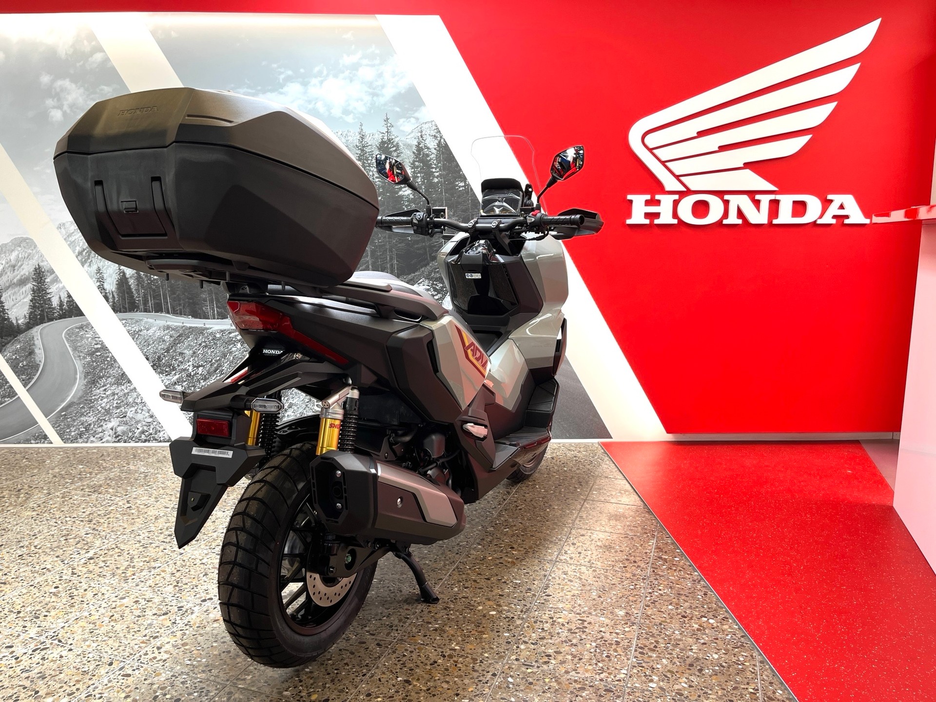 HONDA ADV350 2026 inkl. Smart Top-Box-image-3