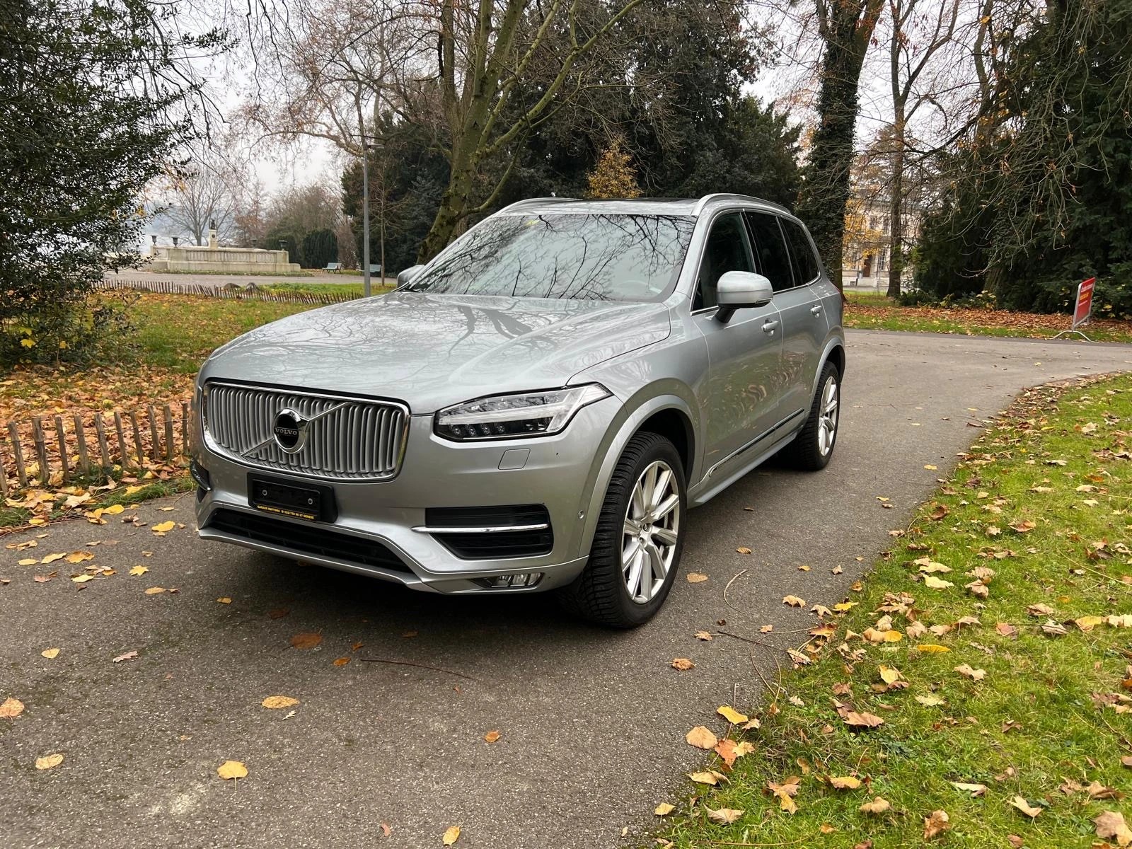 VOLVO XC90 T6 AWD Inscription Geartronic-image-2