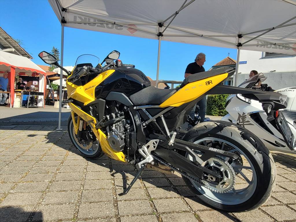 SUZUKI GSX-8 R-image-2