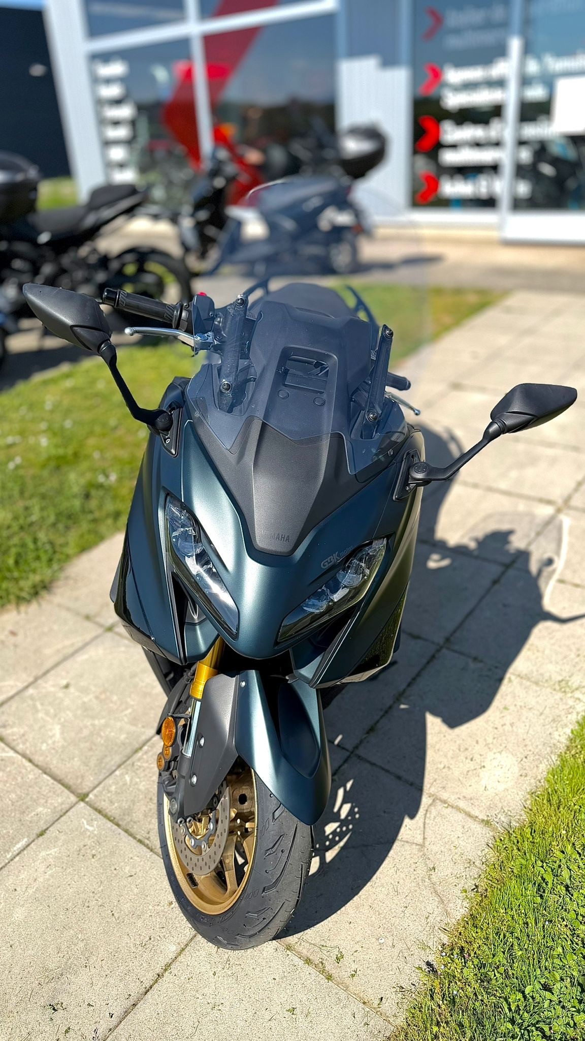 YAMAHA T-MAX Tech-Max XP 560-image-8