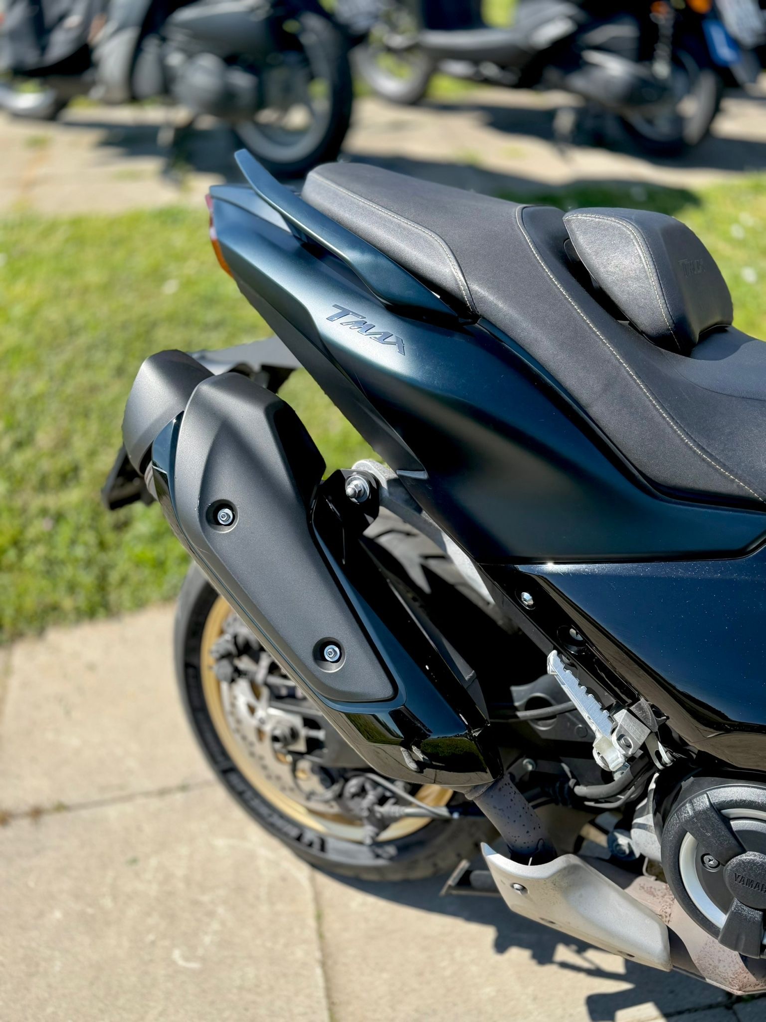 YAMAHA T-MAX Tech-Max XP 560-image-4