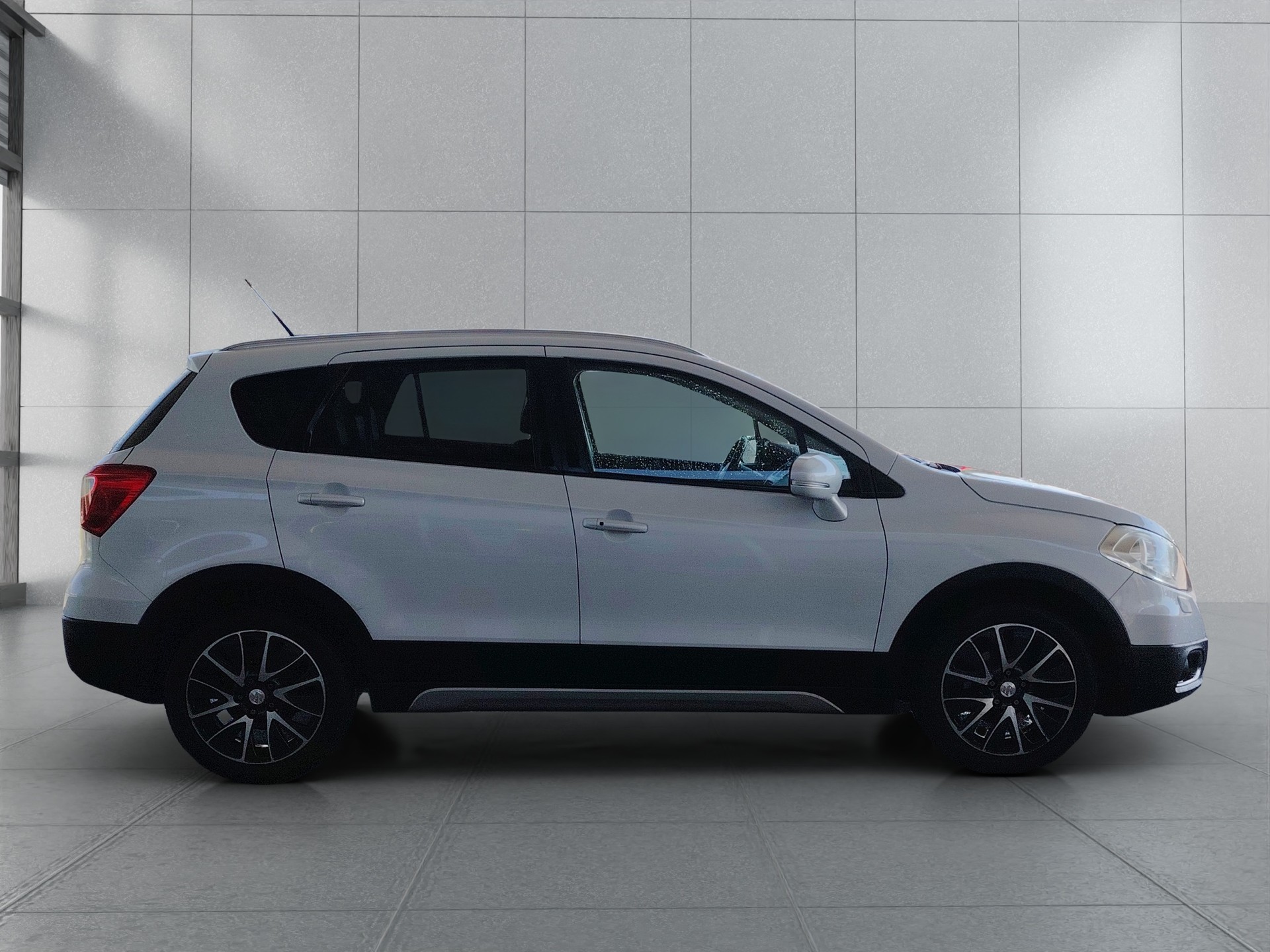 SUZUKI SX4 S-Cross 1.6 16V Sergio Cellano 4WD CVT7-image-7