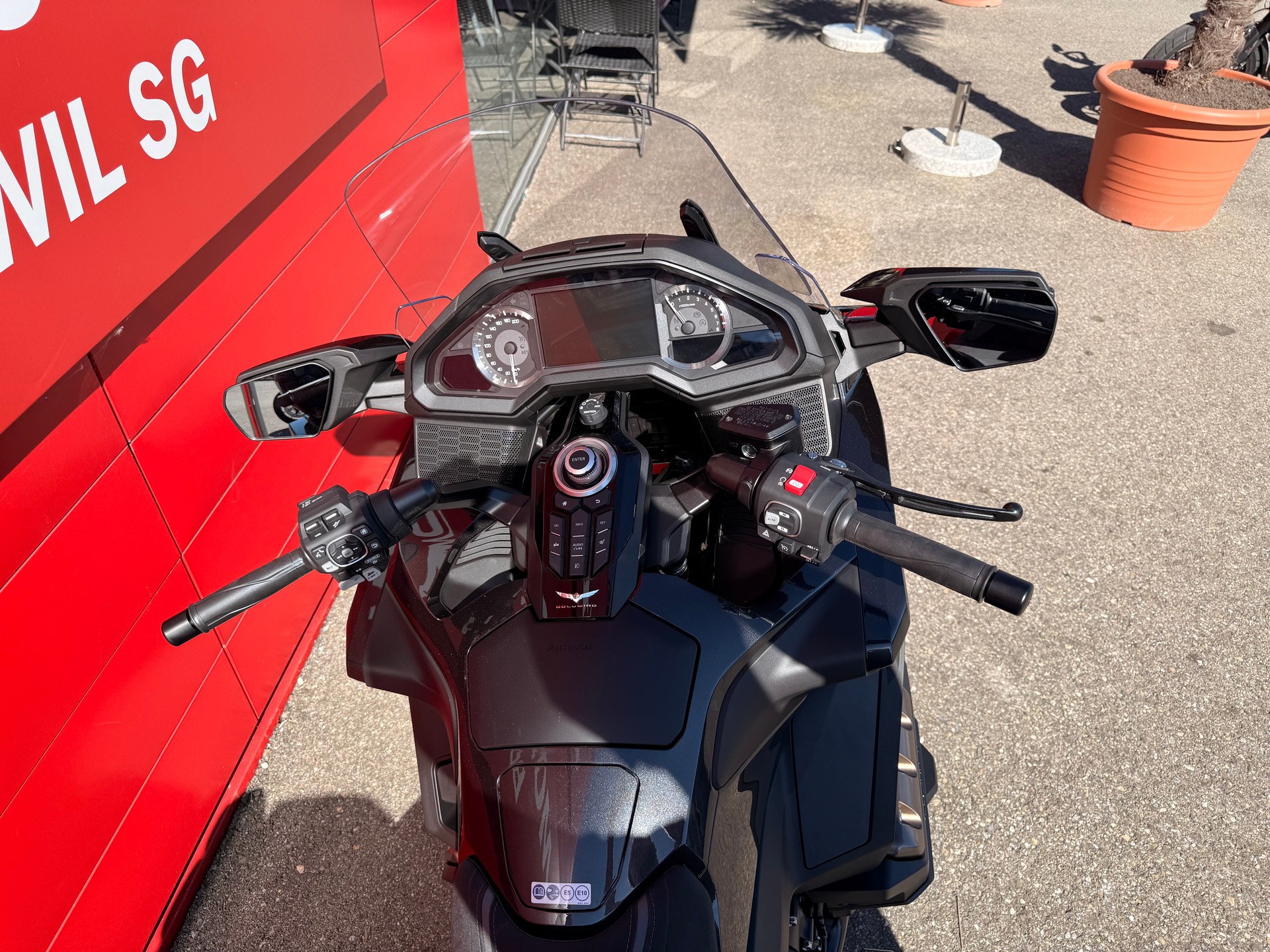 HONDA GL 1800 DA DCT Goldwing-image-4