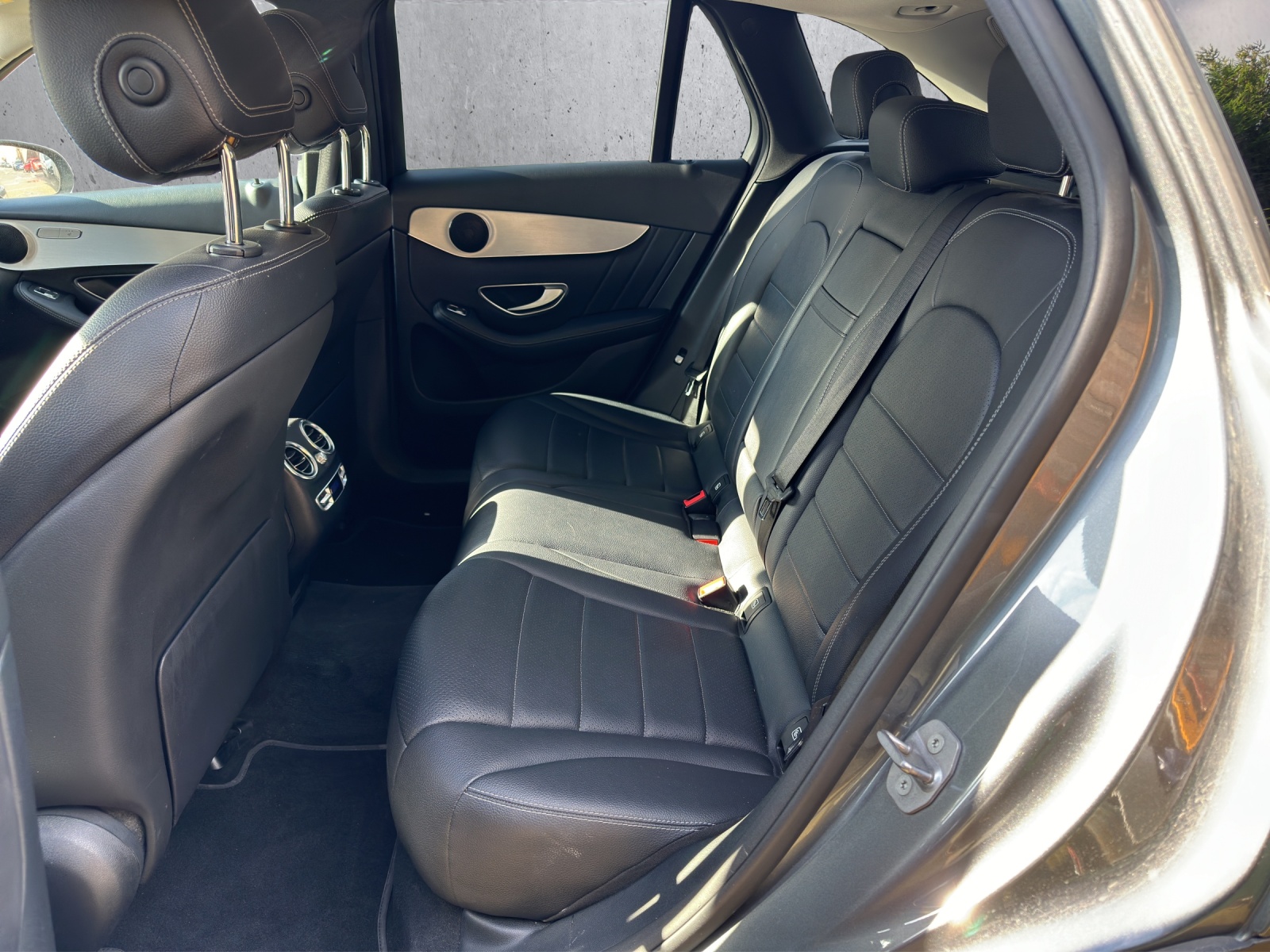 MERCEDES-BENZ GLC 250 d AMG Line 4Matic 9G-Tronic-image-9