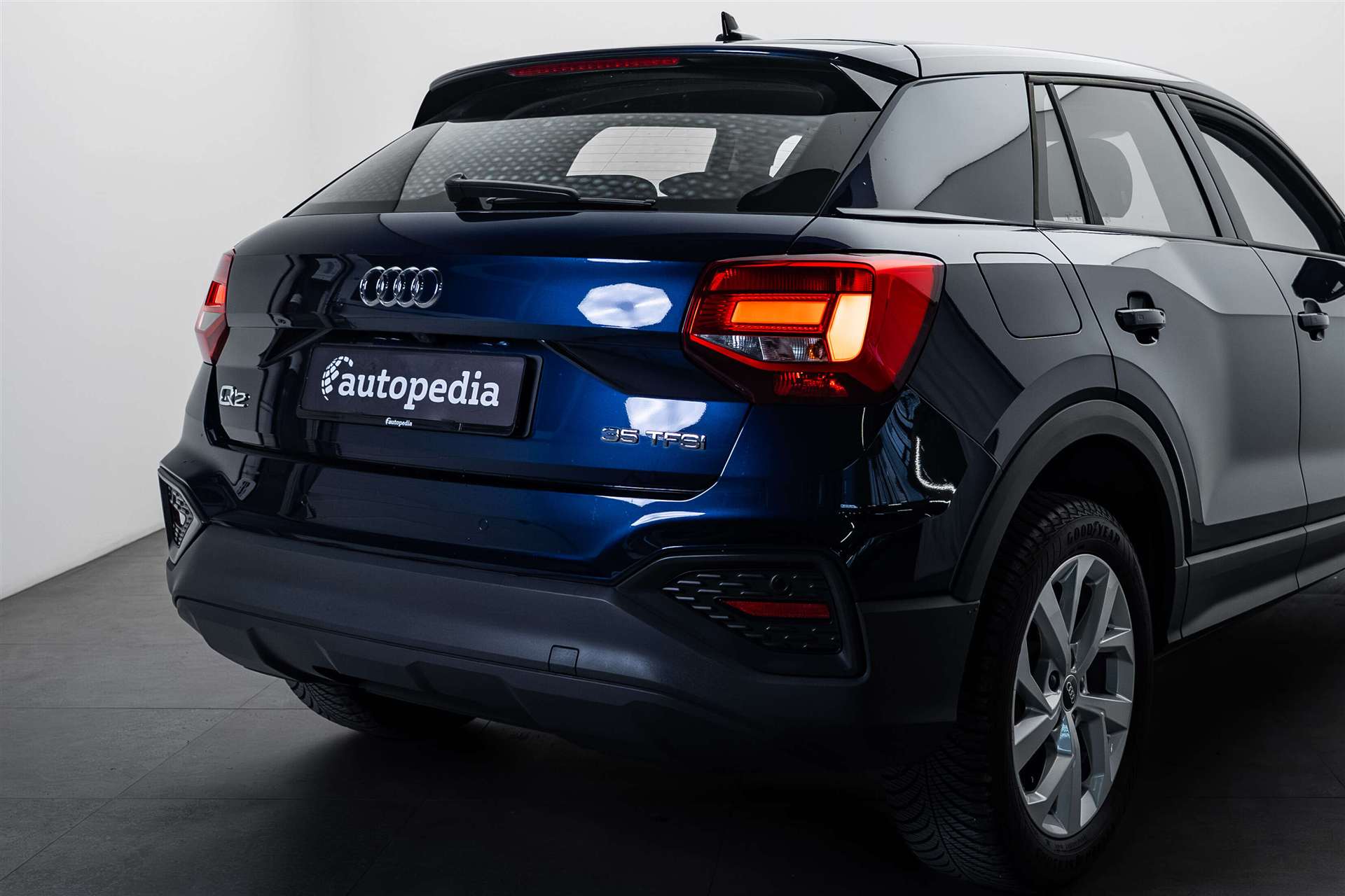 AUDI Q2 35 TFSI S-tronic 150PS-showroom-element-3