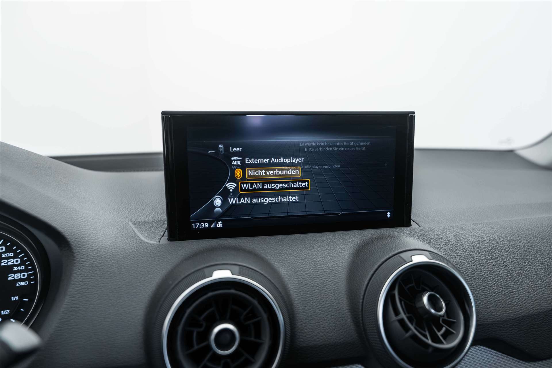 AUDI Q2 35 TFSI S-tronic 150PS-image-19