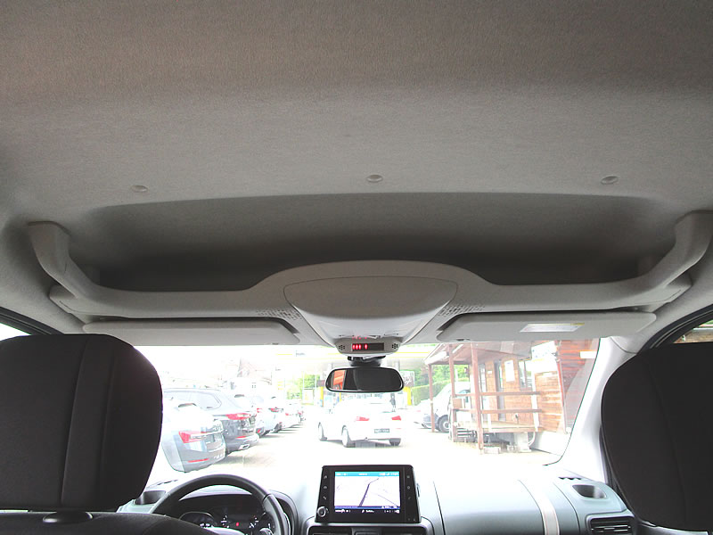 CITROEN Berlingo 1.2i PureTech Feel Pack EAT8-image-19