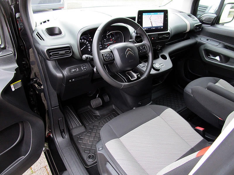 CITROEN Berlingo 1.2i PureTech Feel Pack EAT8-image-15