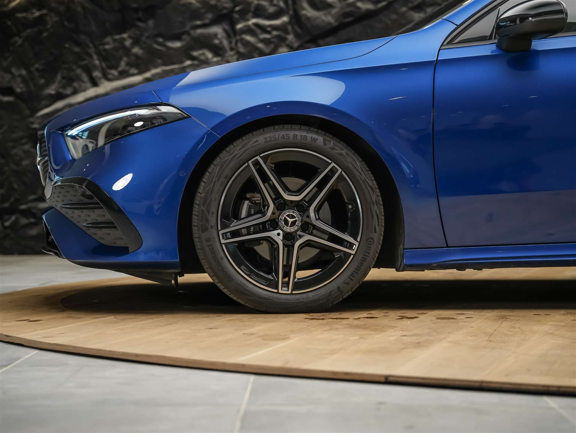 MERCEDES-BENZ A 200 AMG Line 7G-DCT *Rückfahrkamera*Lenkradheizung*AMG Line Advanced Plus*-image-15