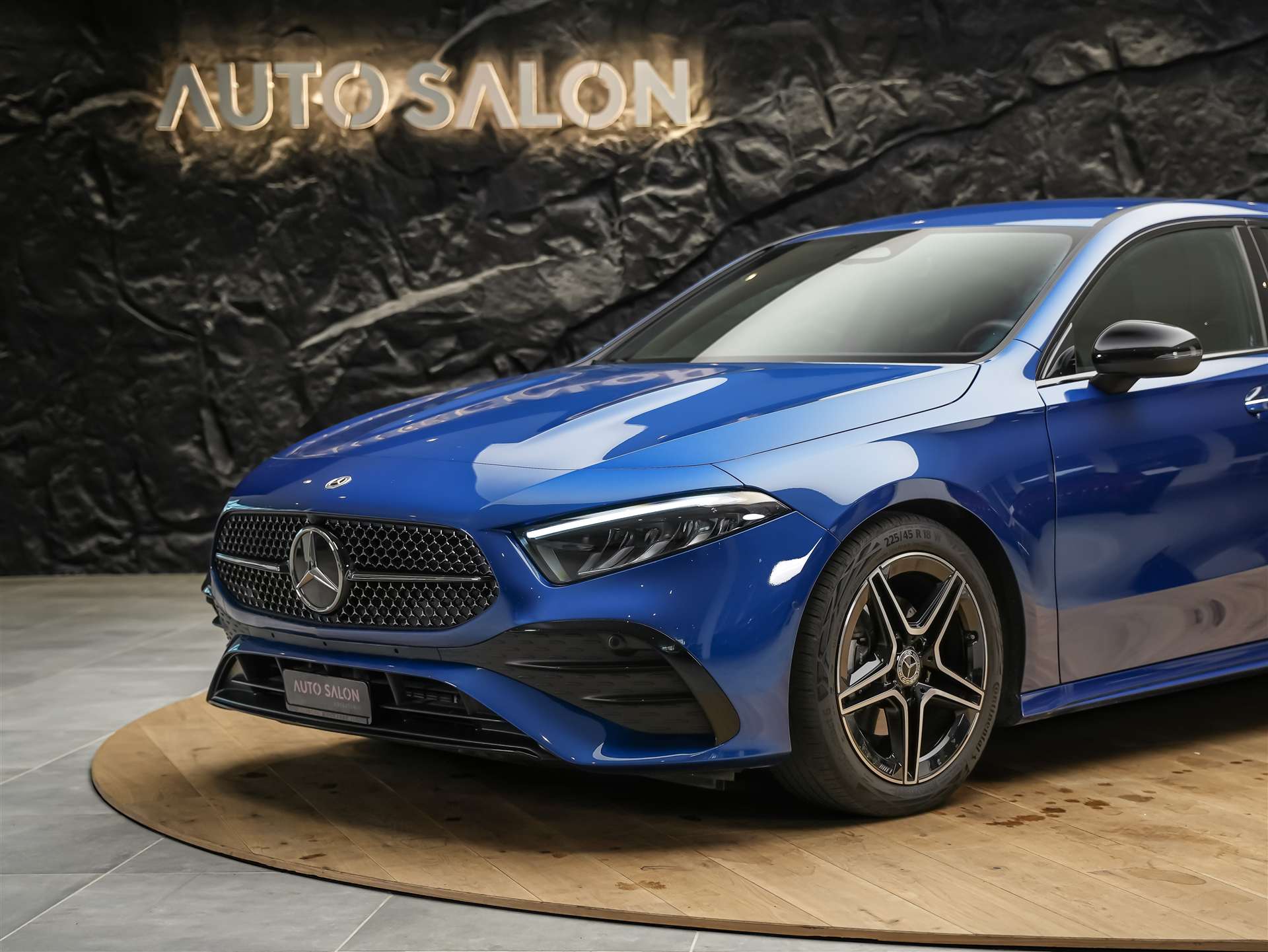 MERCEDES-BENZ A 200 AMG Line 7G-DCT *Rückfahrkamera*Lenkradheizung*AMG Line Advanced Plus*-image-14