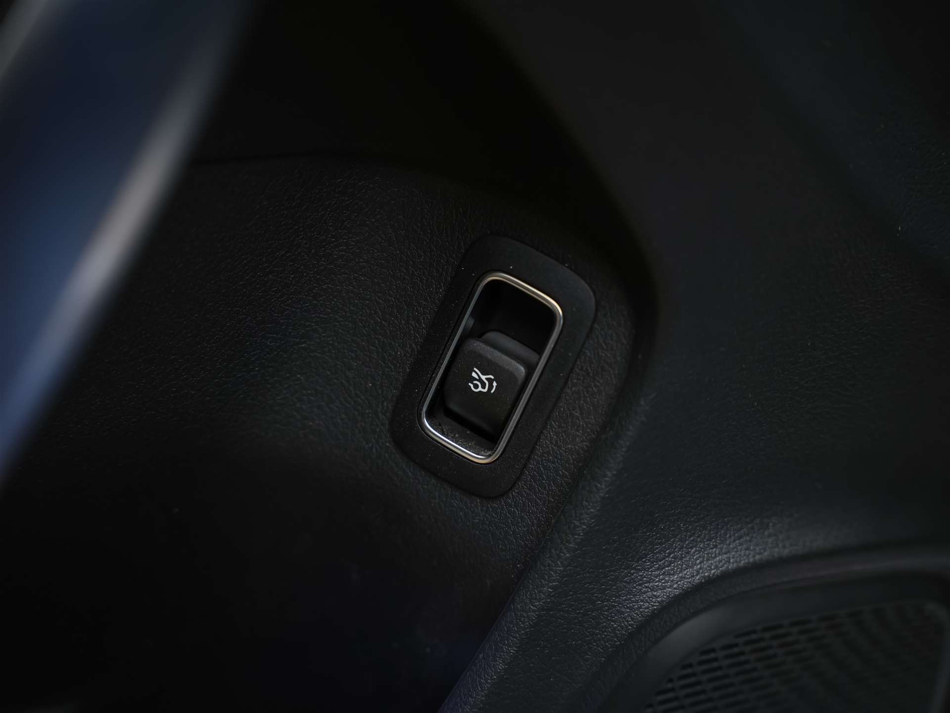 MERCEDES-BENZ A 200 AMG Line 7G-DCT *Rückfahrkamera*Lenkradheizung*AMG Line Advanced Plus*-image-24