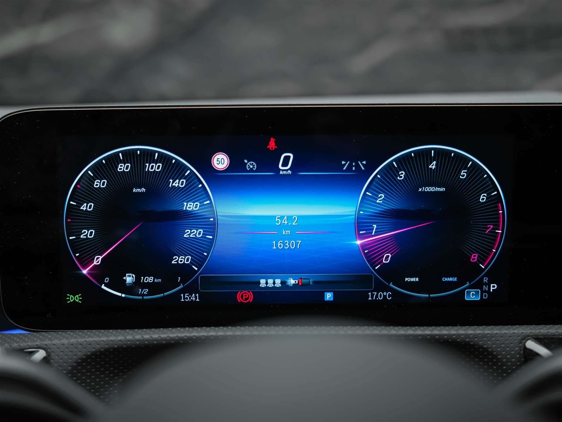 MERCEDES-BENZ A 200 AMG Line 7G-DCT *Rückfahrkamera*Lenkradheizung*AMG Line Advanced Plus*-image-27