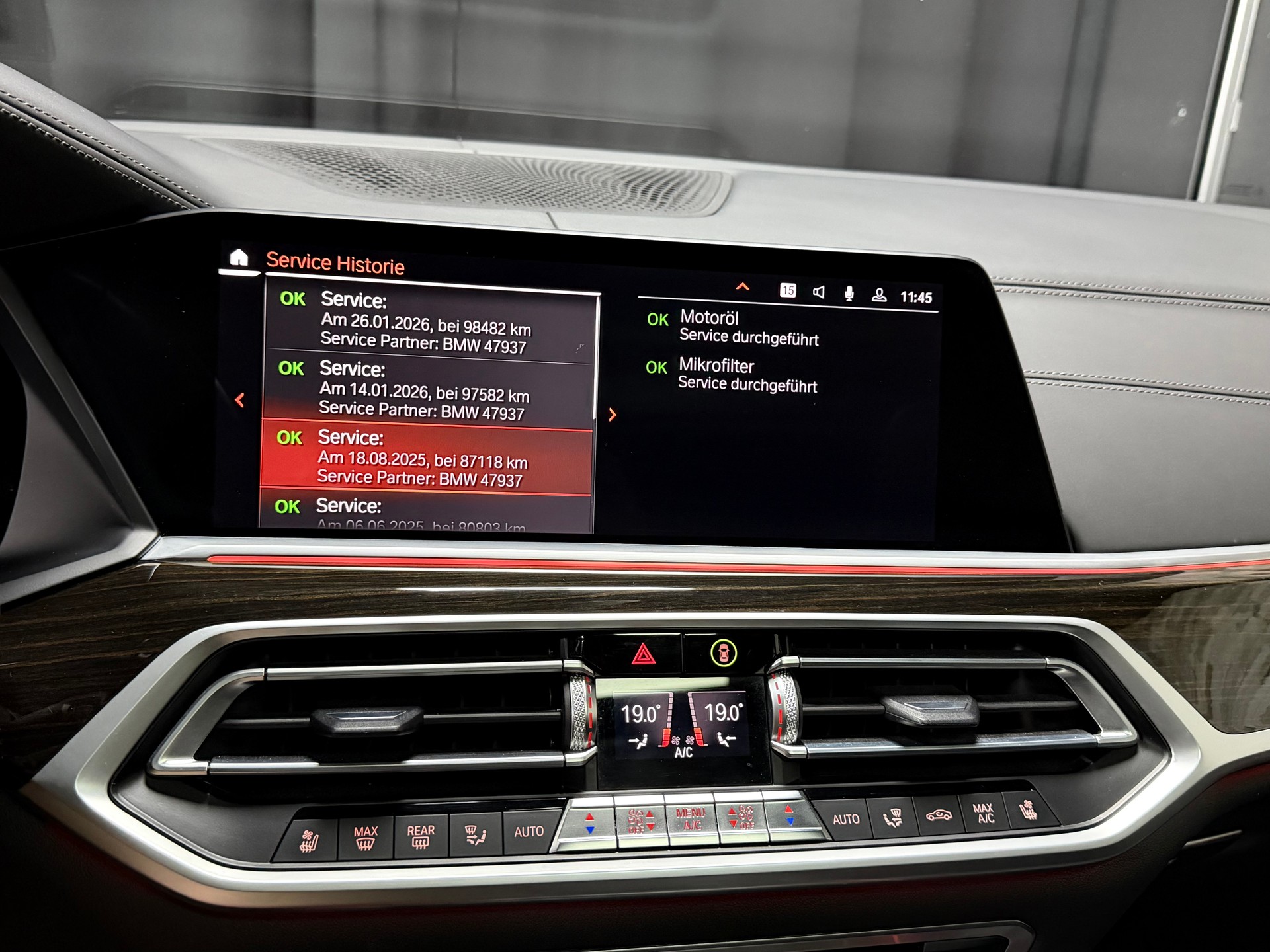 BMW X7 xDrive 48V 40d Steptronic-image-21