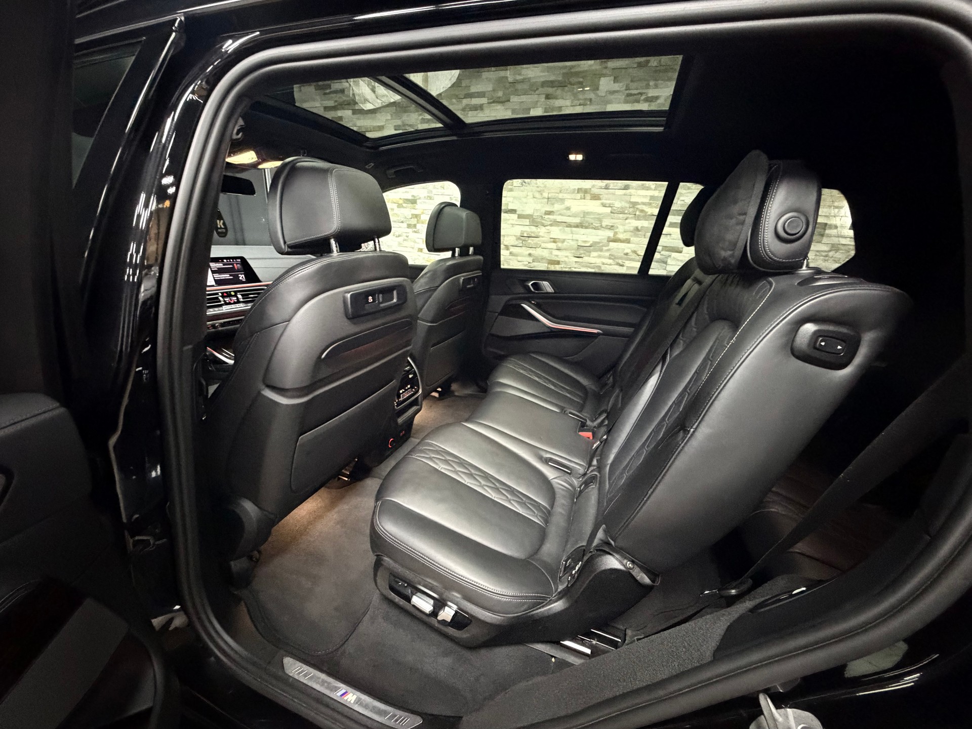 BMW X7 xDrive 48V 40d Steptronic-image-24
