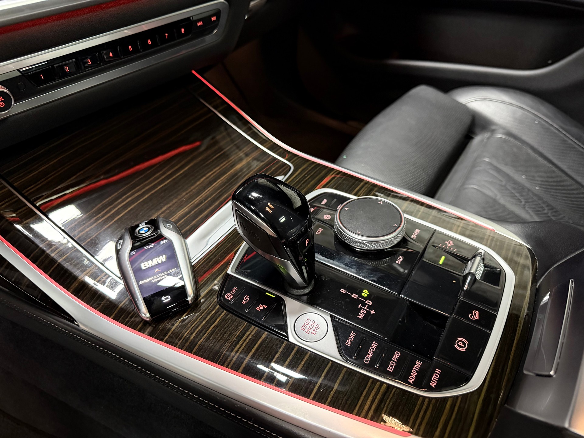 BMW X7 xDrive 48V 40d Steptronic-image-15