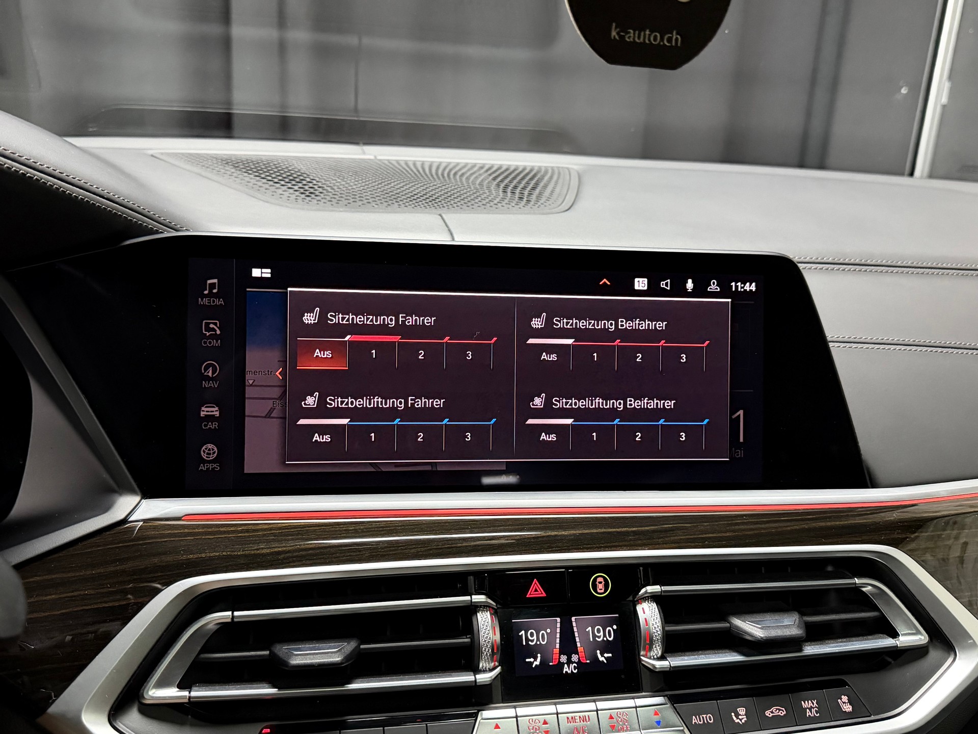 BMW X7 xDrive 48V 40d Steptronic-image-19