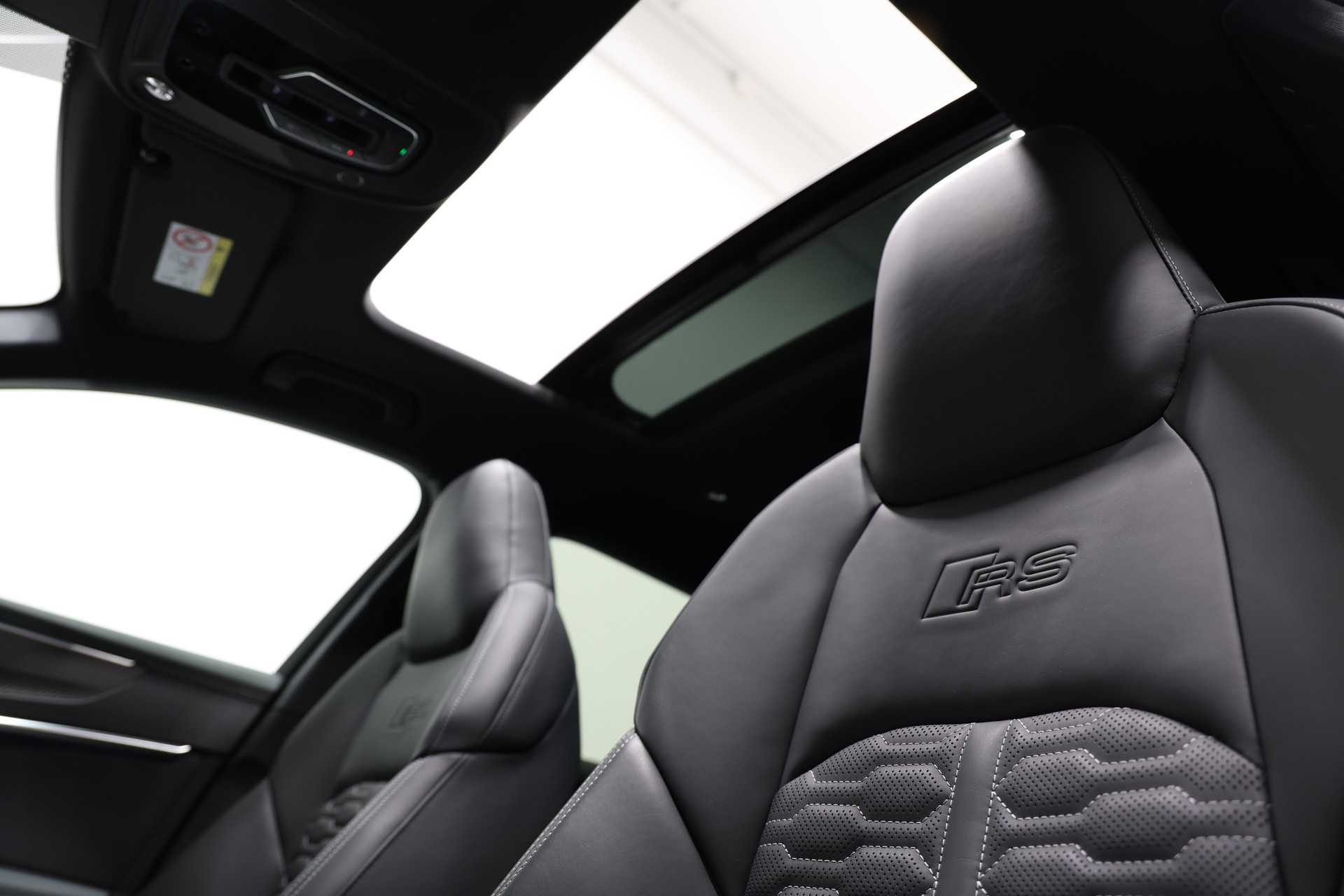 AUDI RS6 Avant 4.0 TFSI V8 Performance quattro-image-18