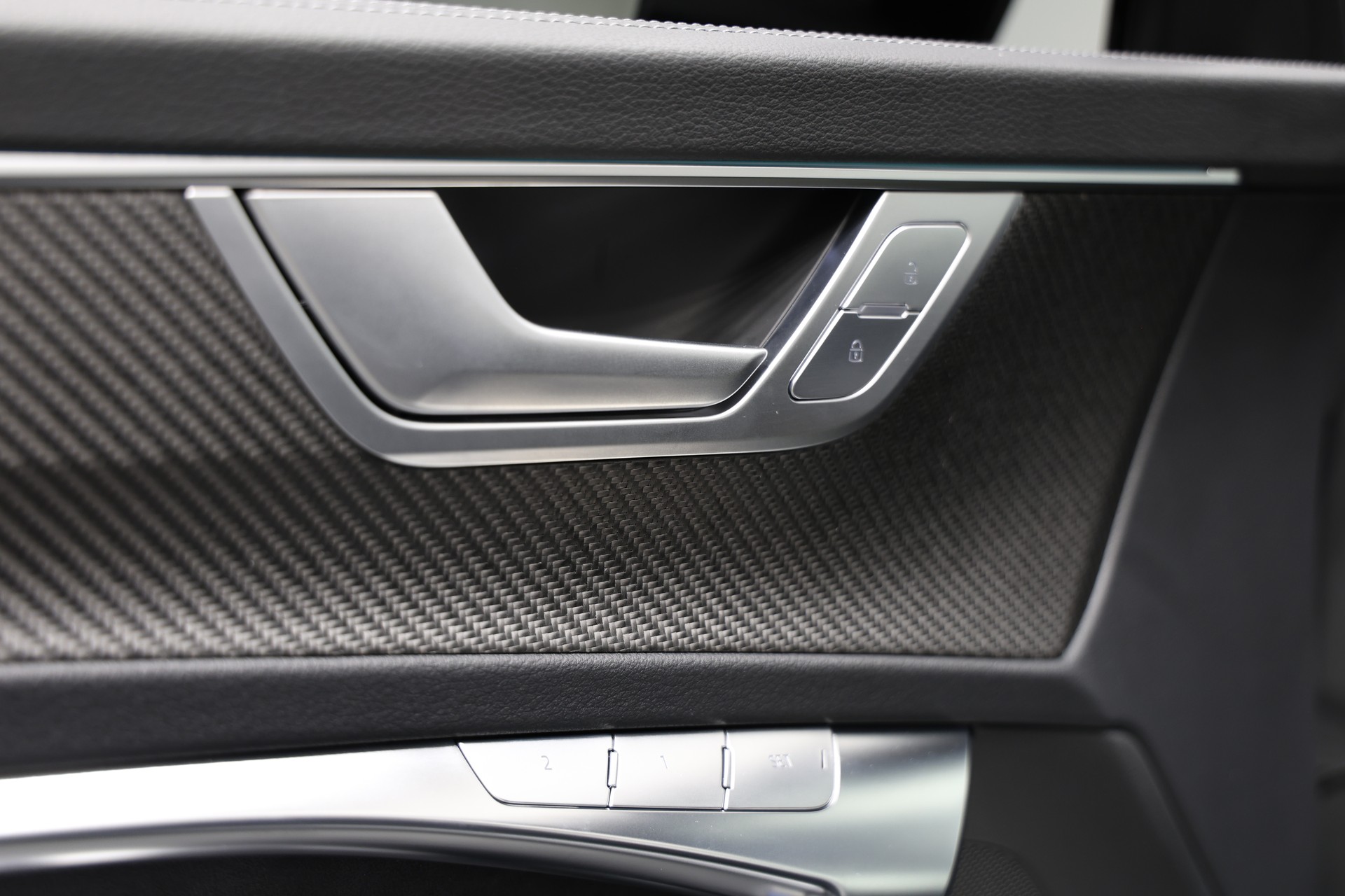 AUDI RS6 Avant 4.0 TFSI V8 Performance quattro-image-22