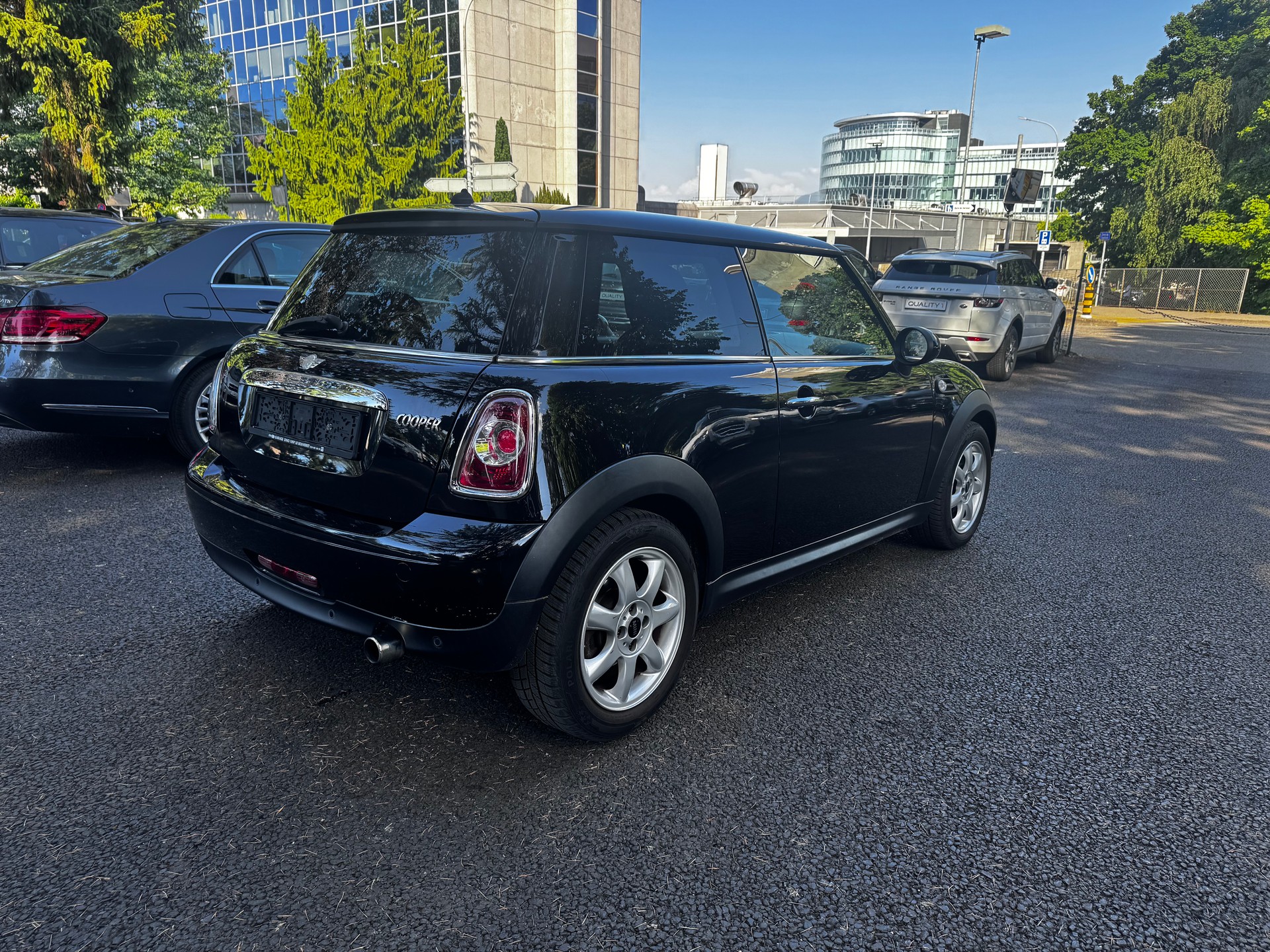 MINI Cooper-image-3