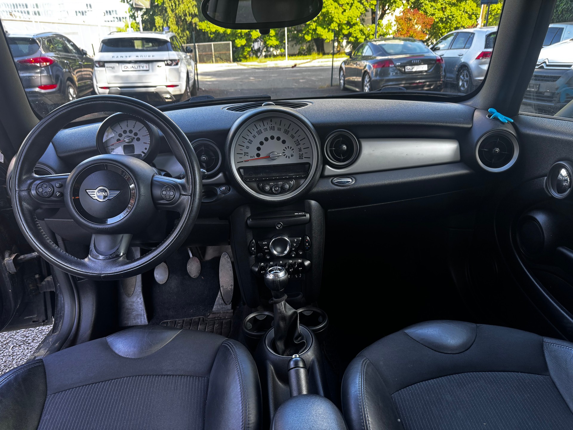 MINI Cooper-image-6