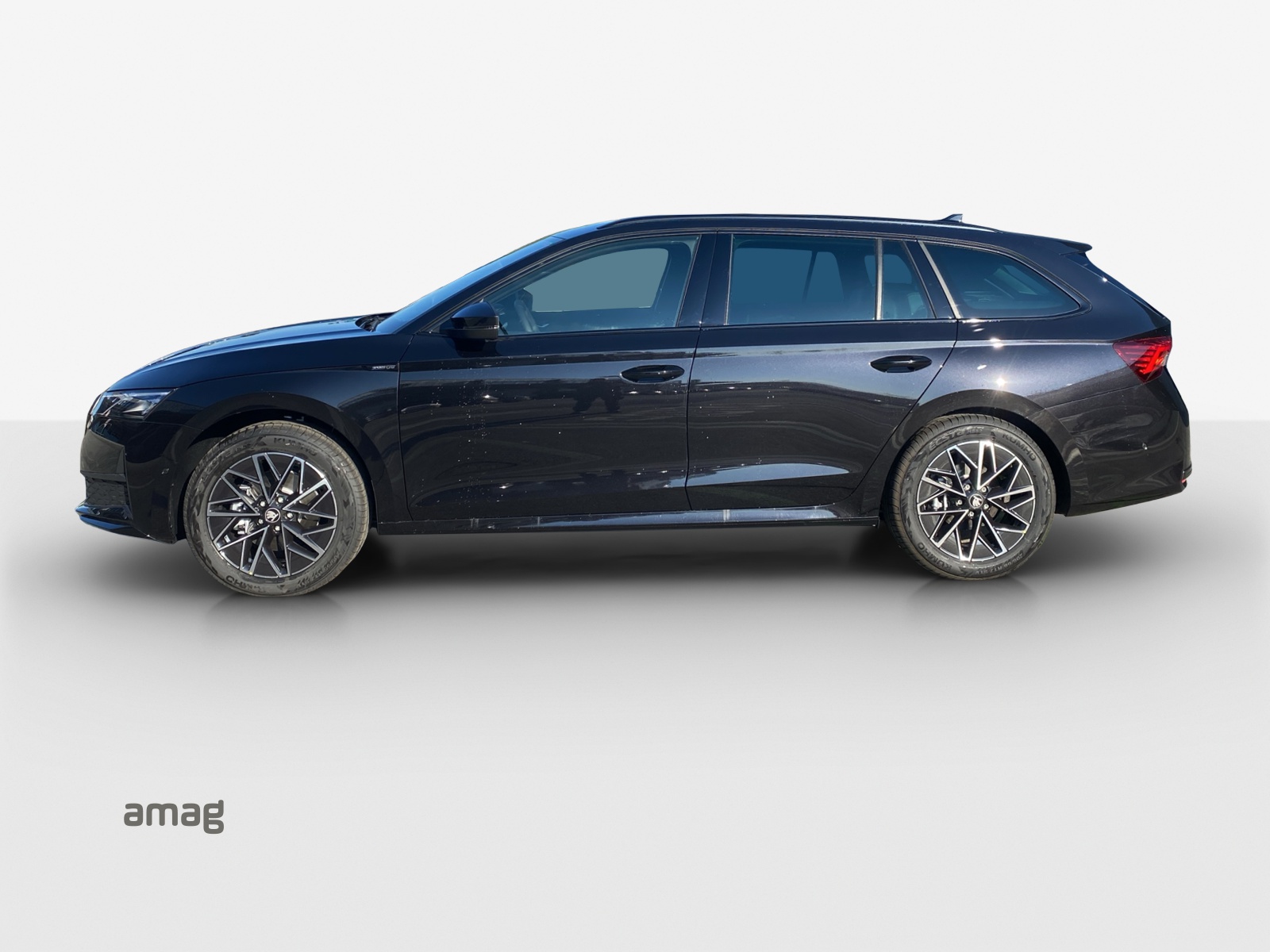 SKODA Octavia Combi 2.0 TSI DSG Dynamic 4x4-showroom-element-1