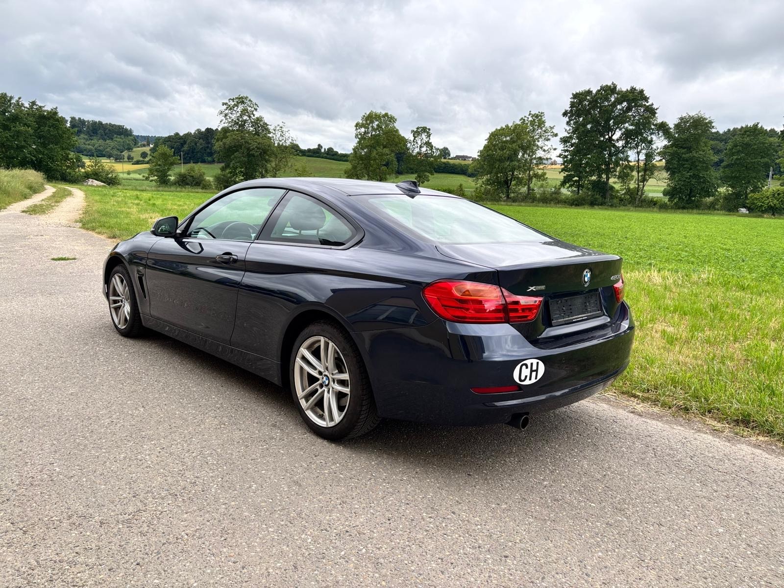 BMW 420d Coupé xDrive Luxury Line Steptronic-image-3