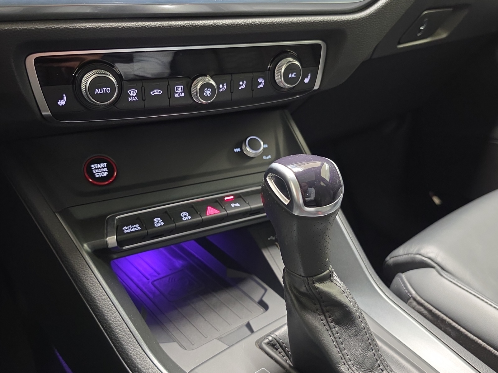 AUDI RS Q3 Sportback quattro S tronic-image-15