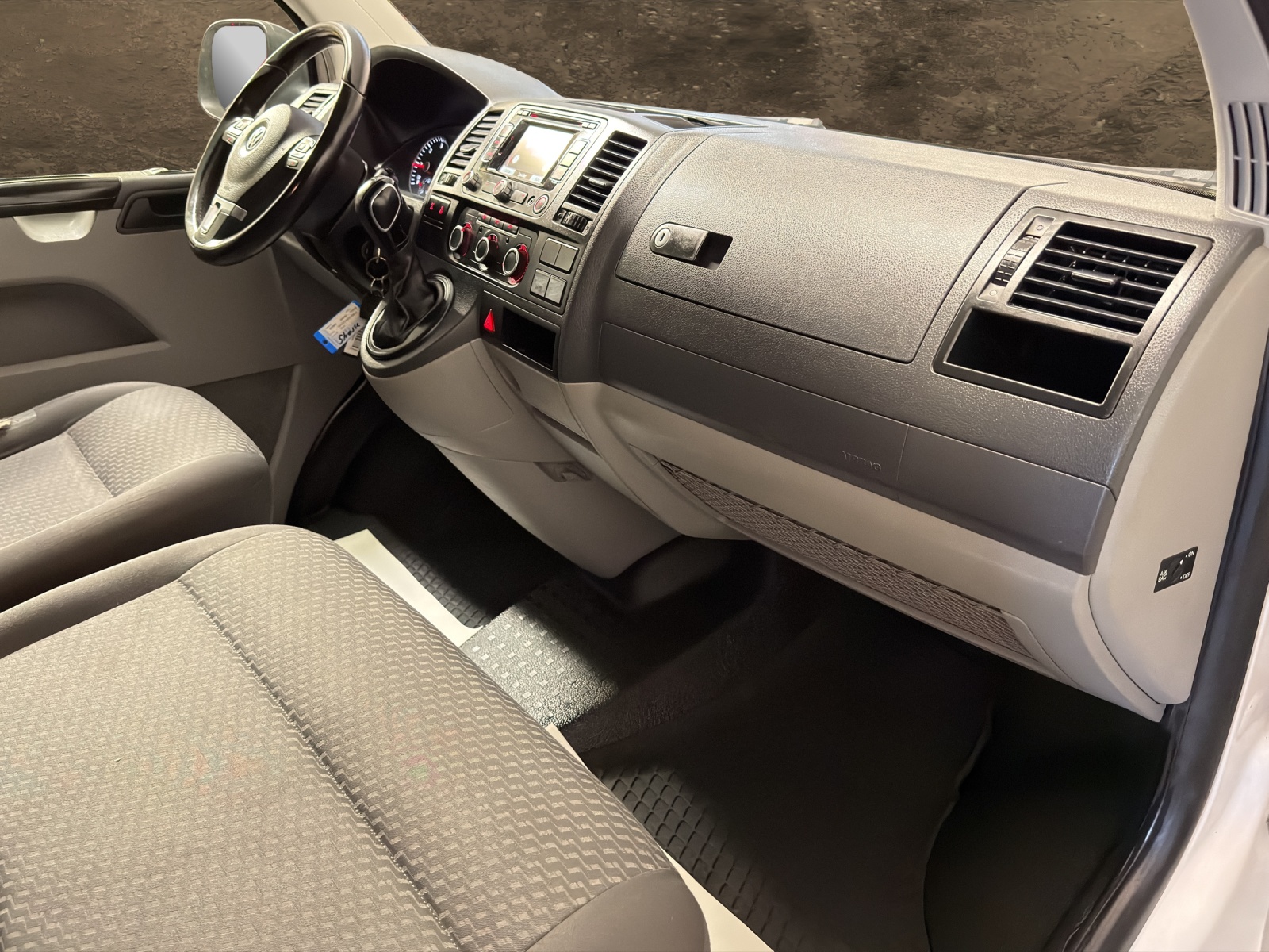 VW T5 2.0 Bi-TDI 4Motion DSG-image-10