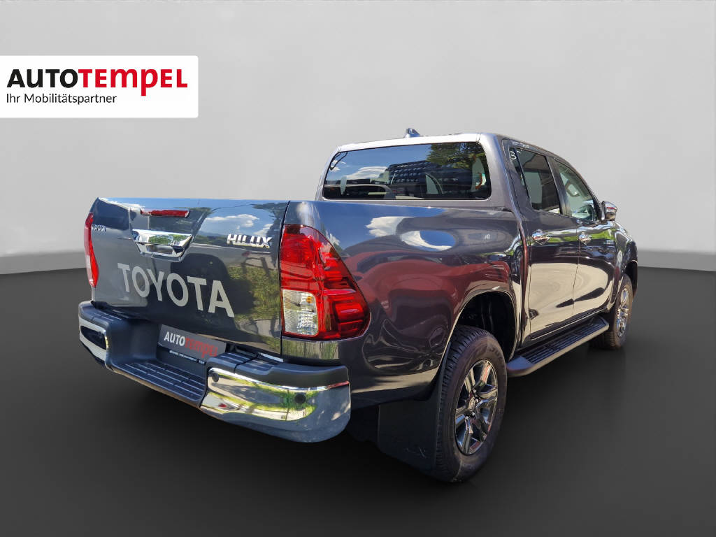 TOYOTA Hilux Double Cab.-Pick-up 2.8 48038/004-showroom-element-3
