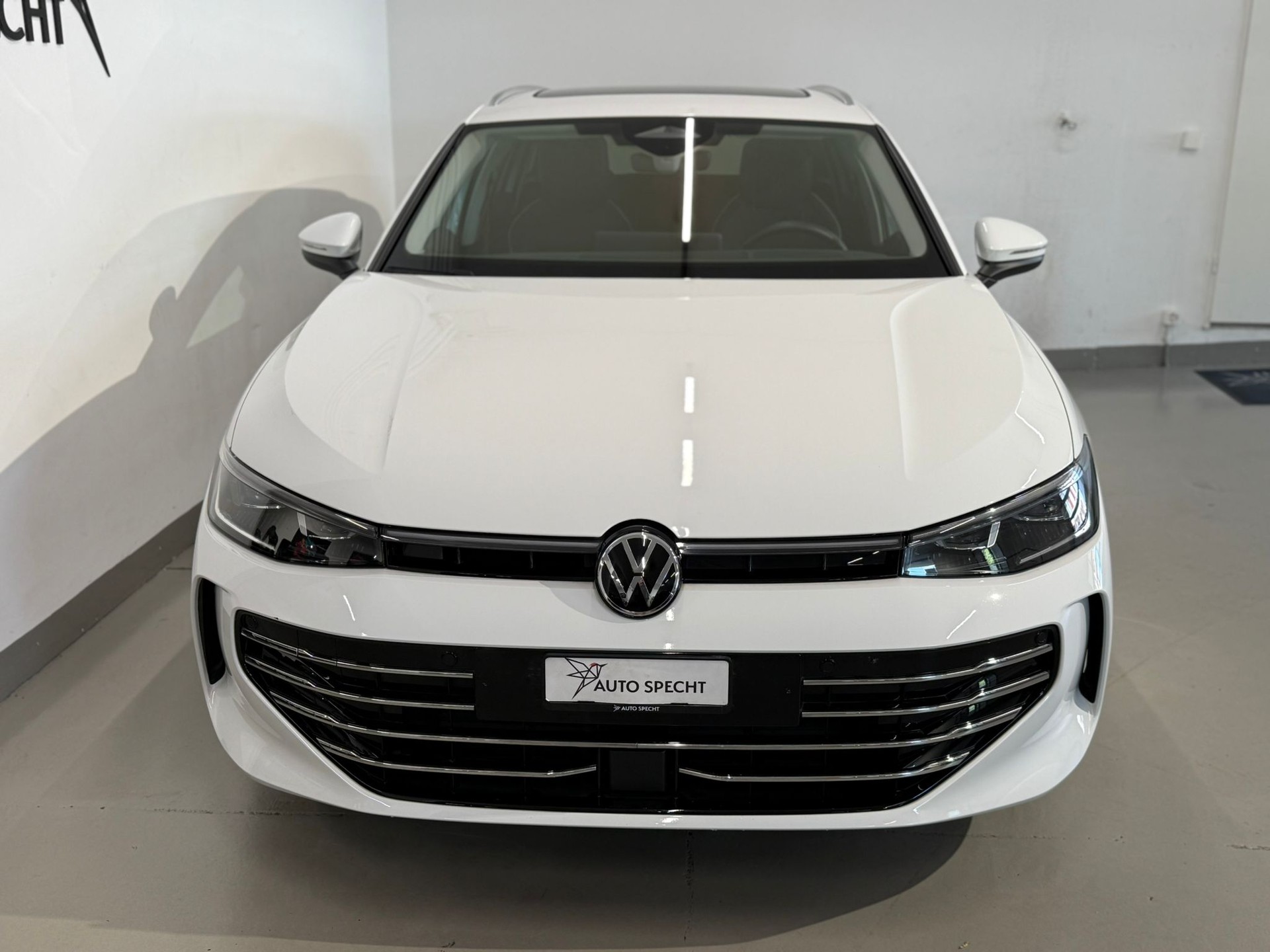 VW Passat Variant 2.0 TDI evo Elegance DSG-showroom-element-2