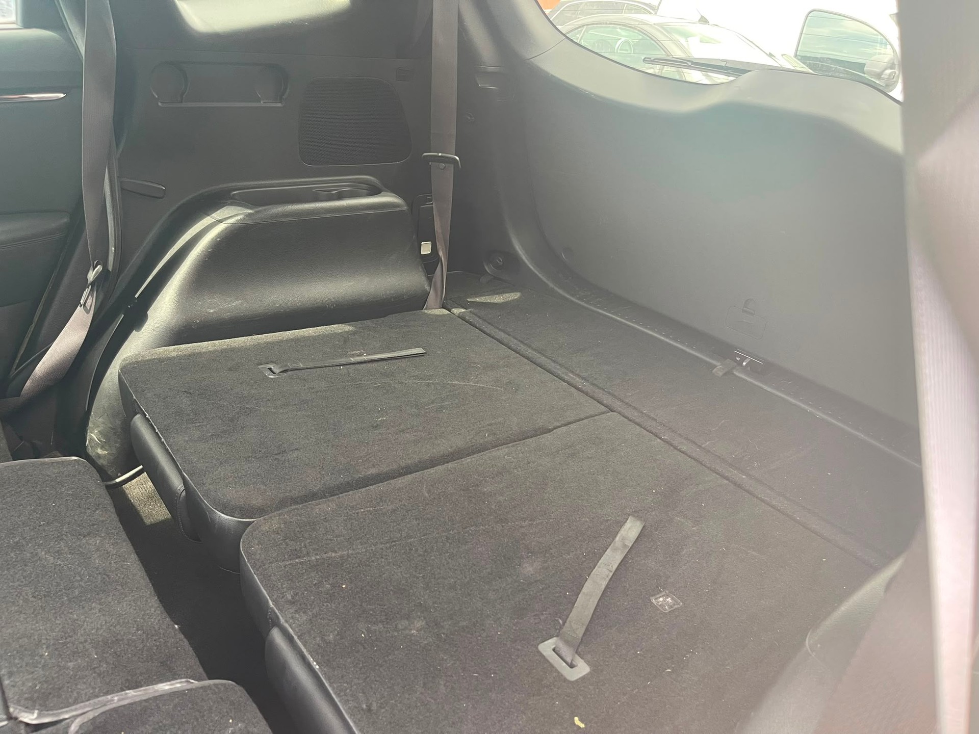 KIA Carens 1.7 CRDi Trend-image-7