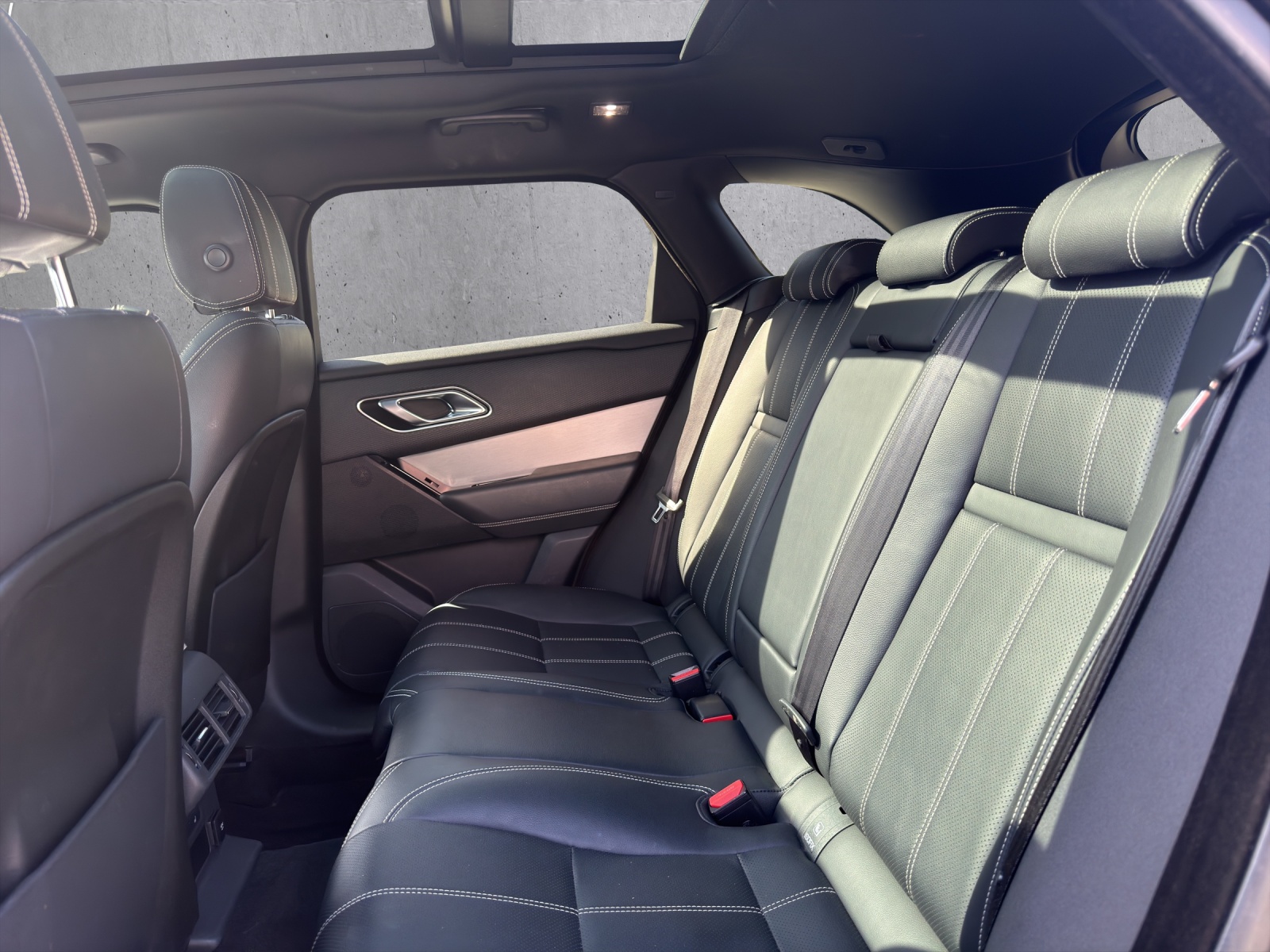 LAND ROVER Range Rover Velar R-Dynamic D 300 S Automatic-image-14