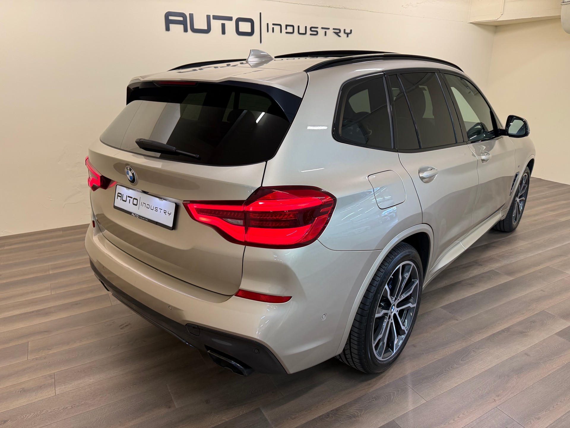 BMW X3 xDrive M40i Steptronic-showroom-element-3