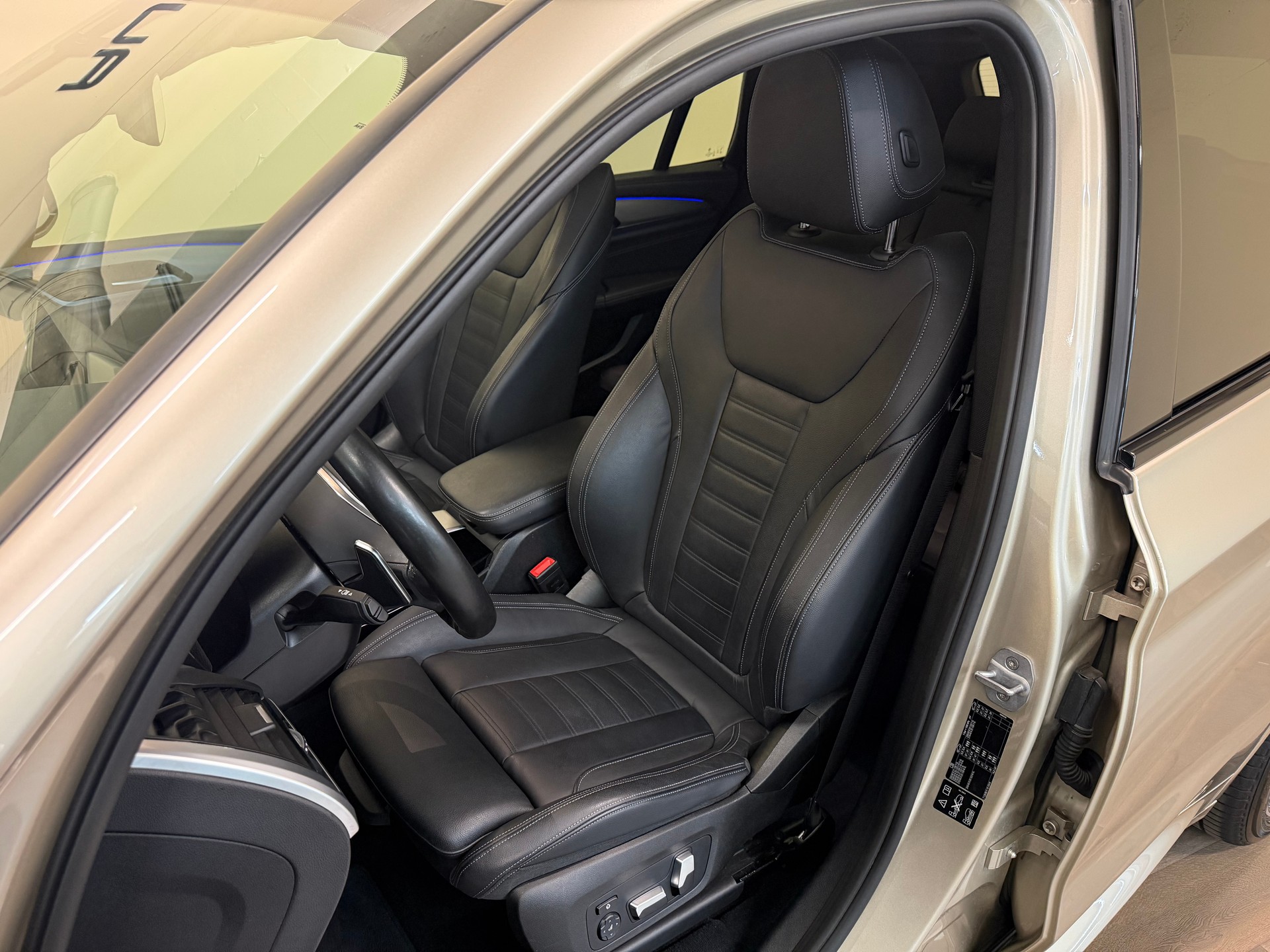 BMW X3 xDrive M40i Steptronic-image-12