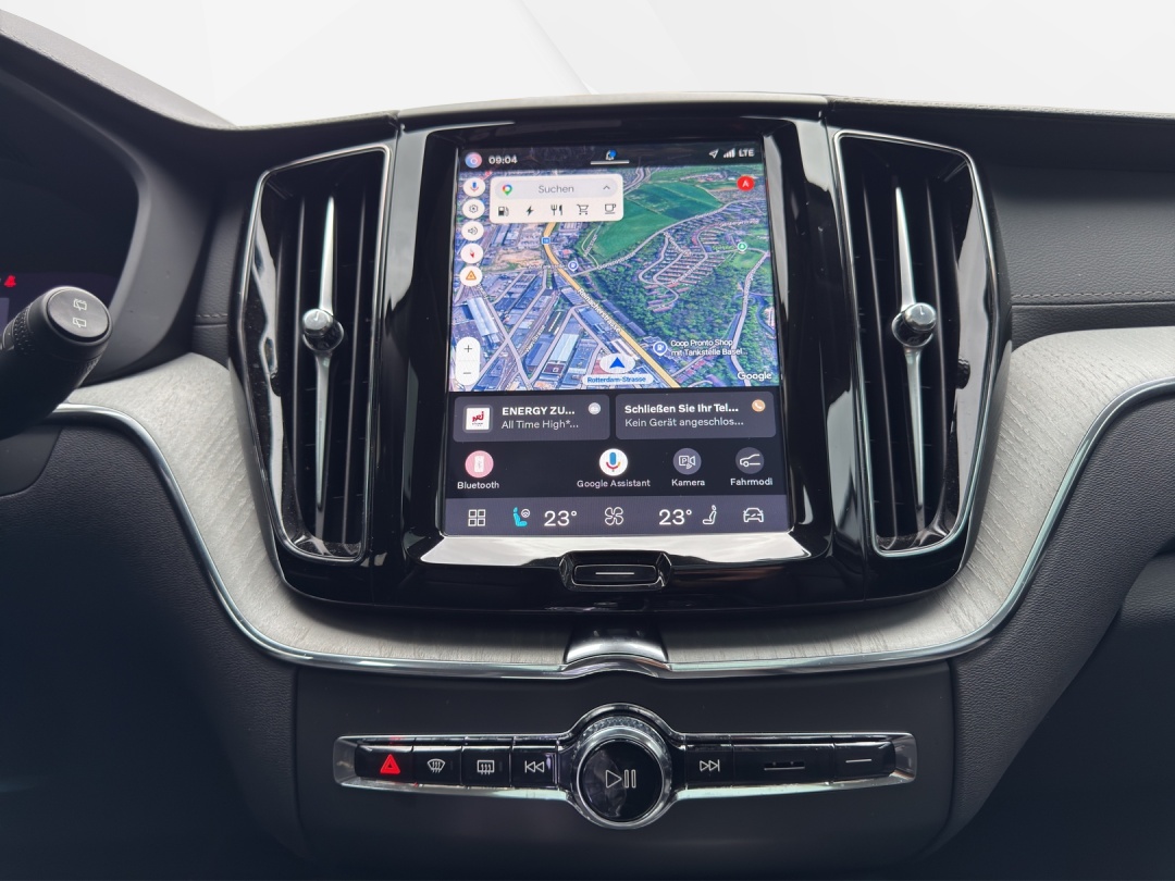 VOLVO XC60 T6 eAWD PluginHybrid Xcentric Geartronic-image-13