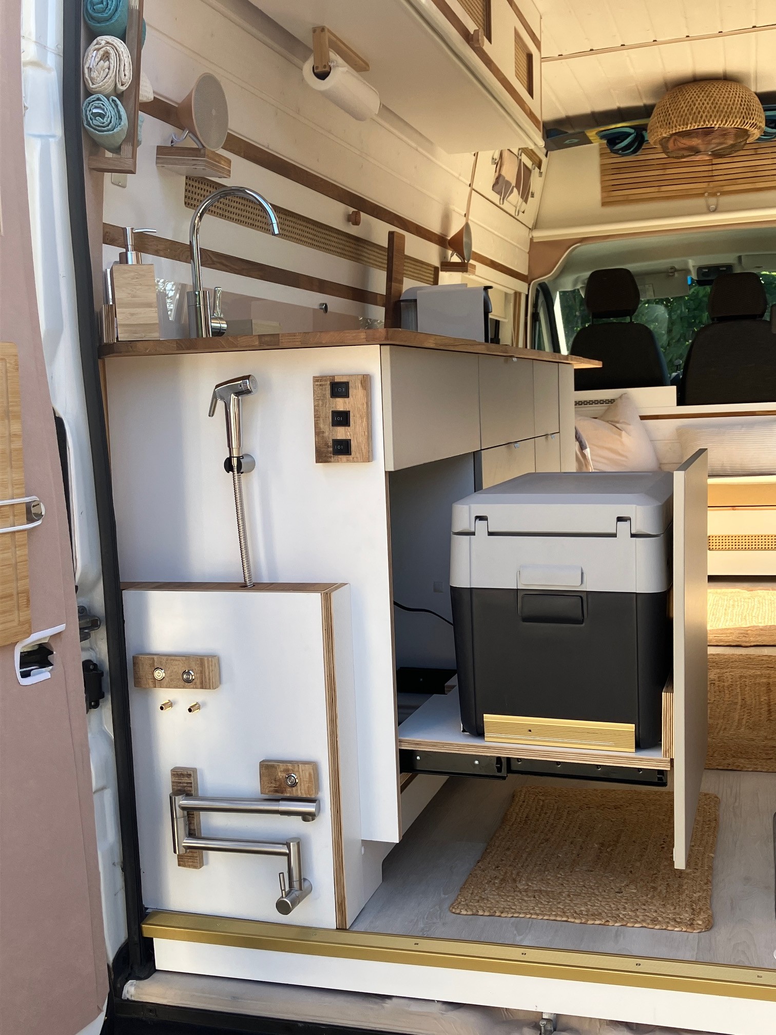 PEUGEOT BOXER-image-6