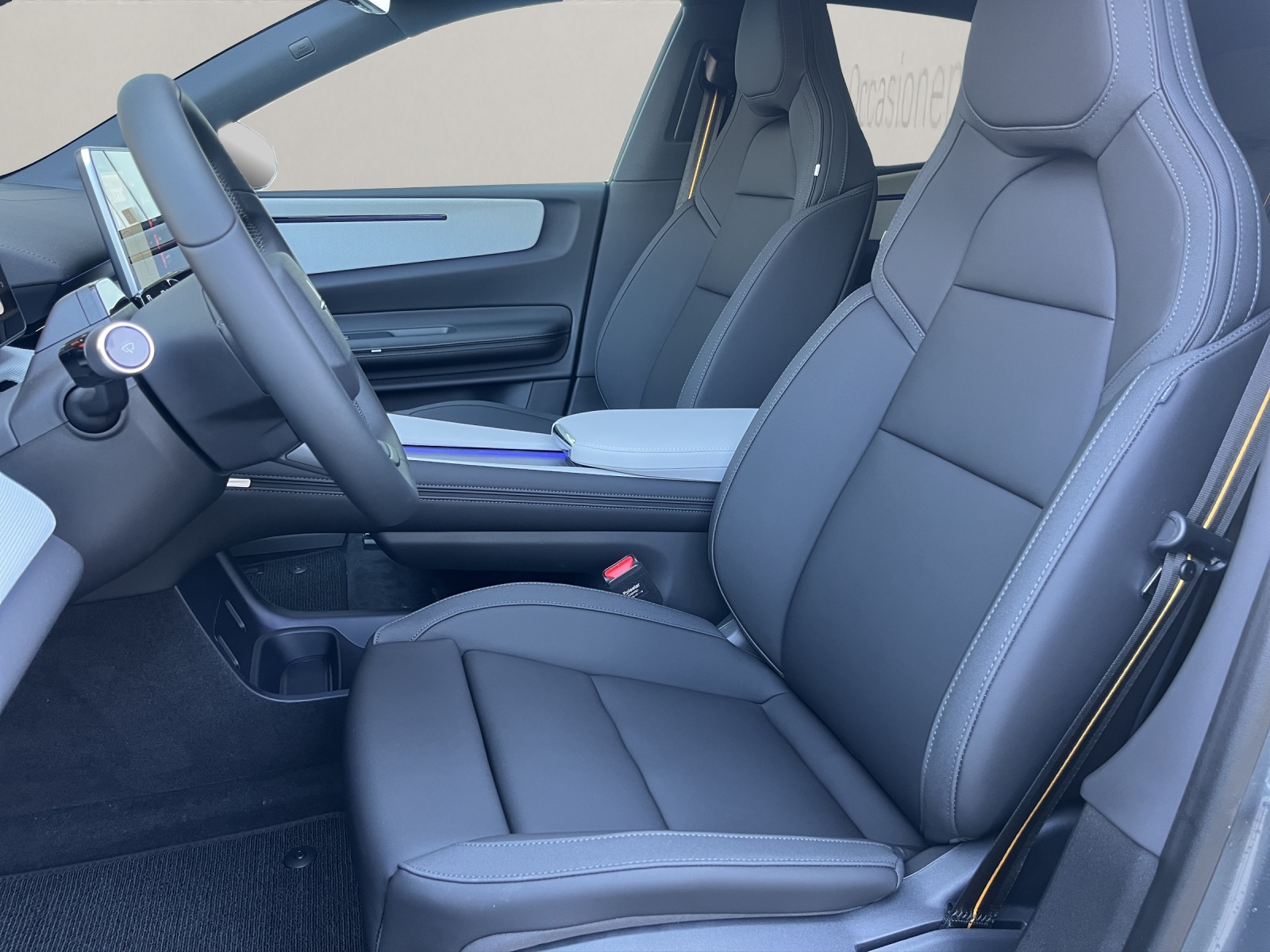 POLESTAR 4 Long Range Dual Motor-image-9
