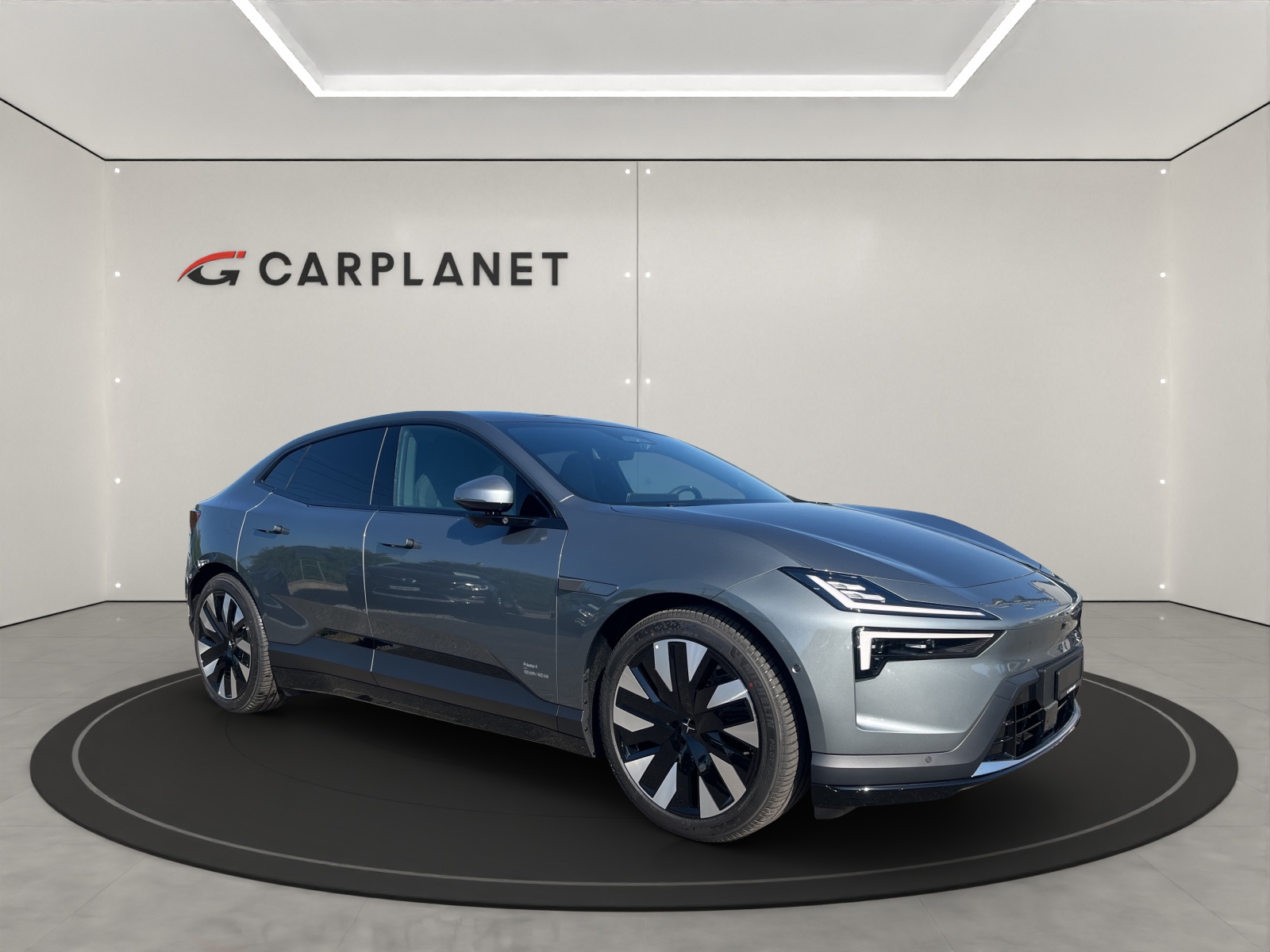 POLESTAR 4 Long Range Dual Motor-showroom-element-3