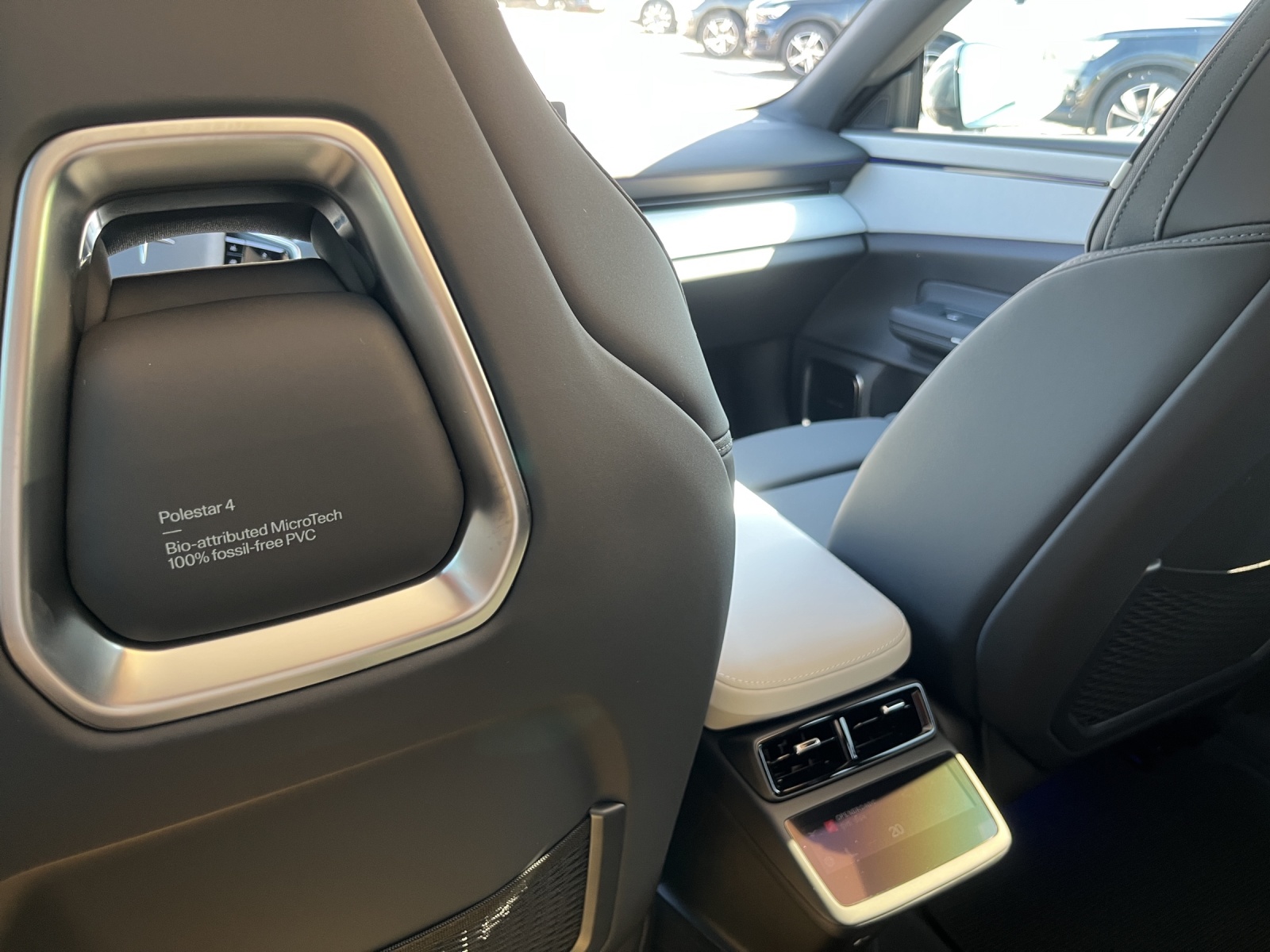 POLESTAR 4 Long Range Dual Motor-image-15