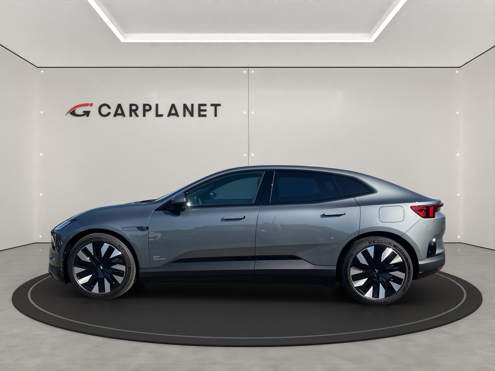 POLESTAR 4 Long Range Dual Motor-showroom-element-2