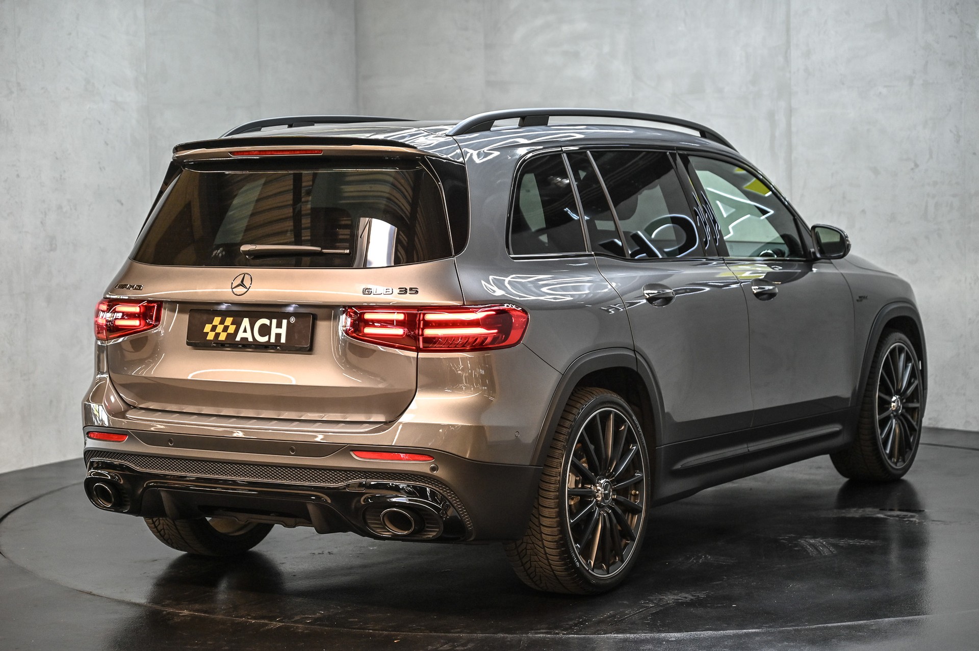 MERCEDES-BENZ GLB 35 AMG 4matic-image-8