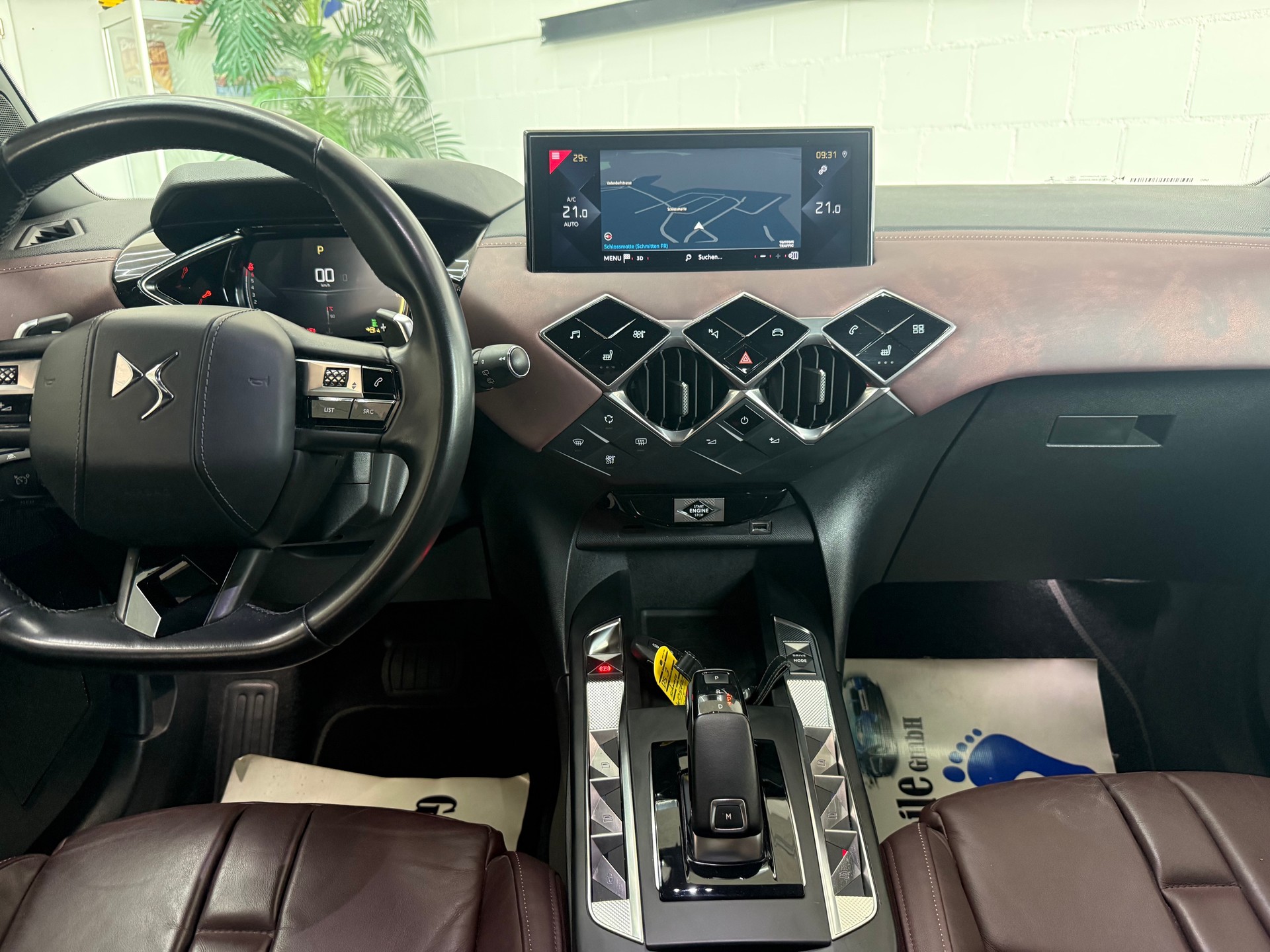 DS AUTOMOBILES DS 3 Crossback 1.2 PureTech La Première EAT8-image-9