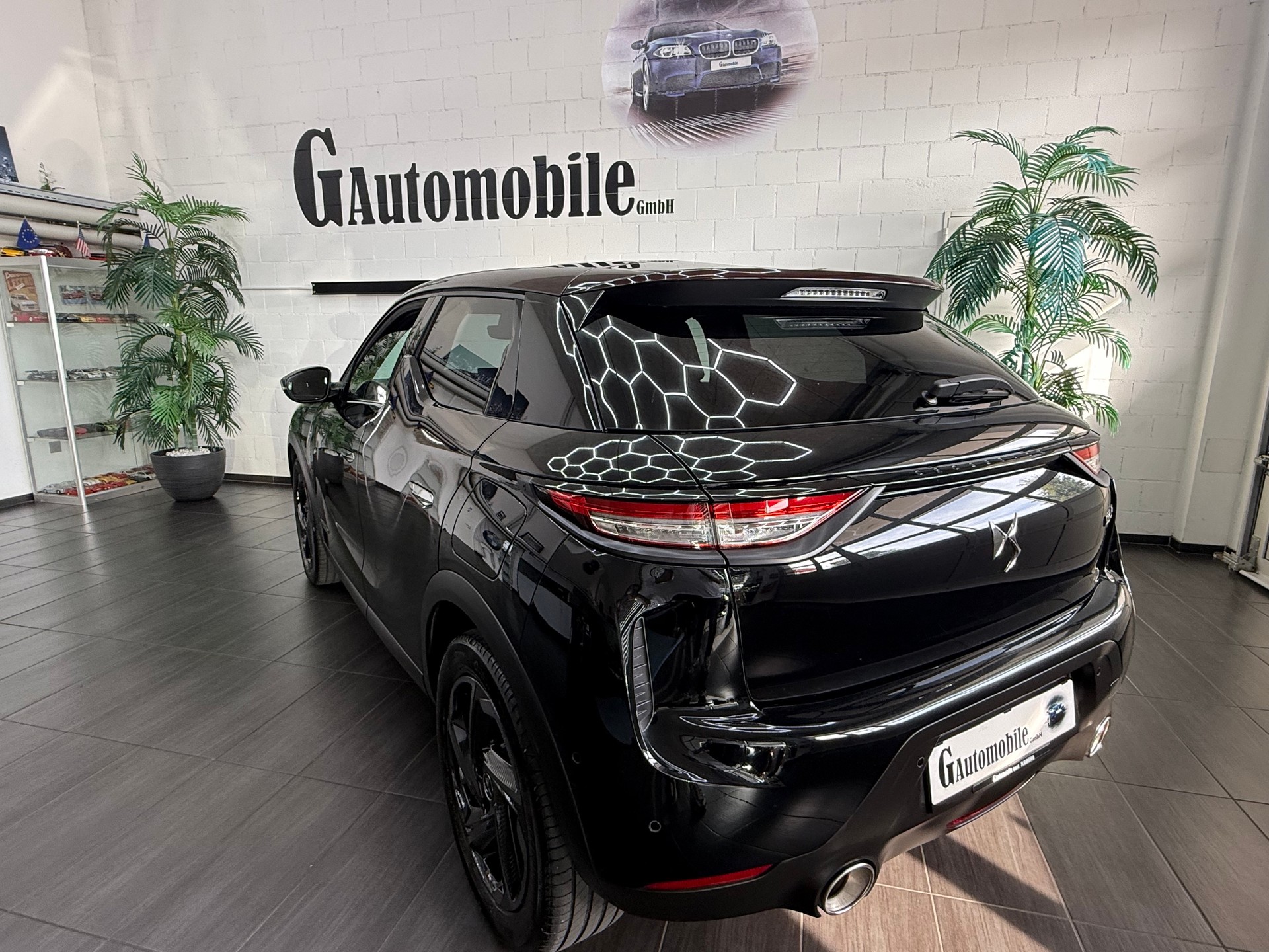DS AUTOMOBILES DS 3 Crossback 1.2 PureTech La Première EAT8-image-5